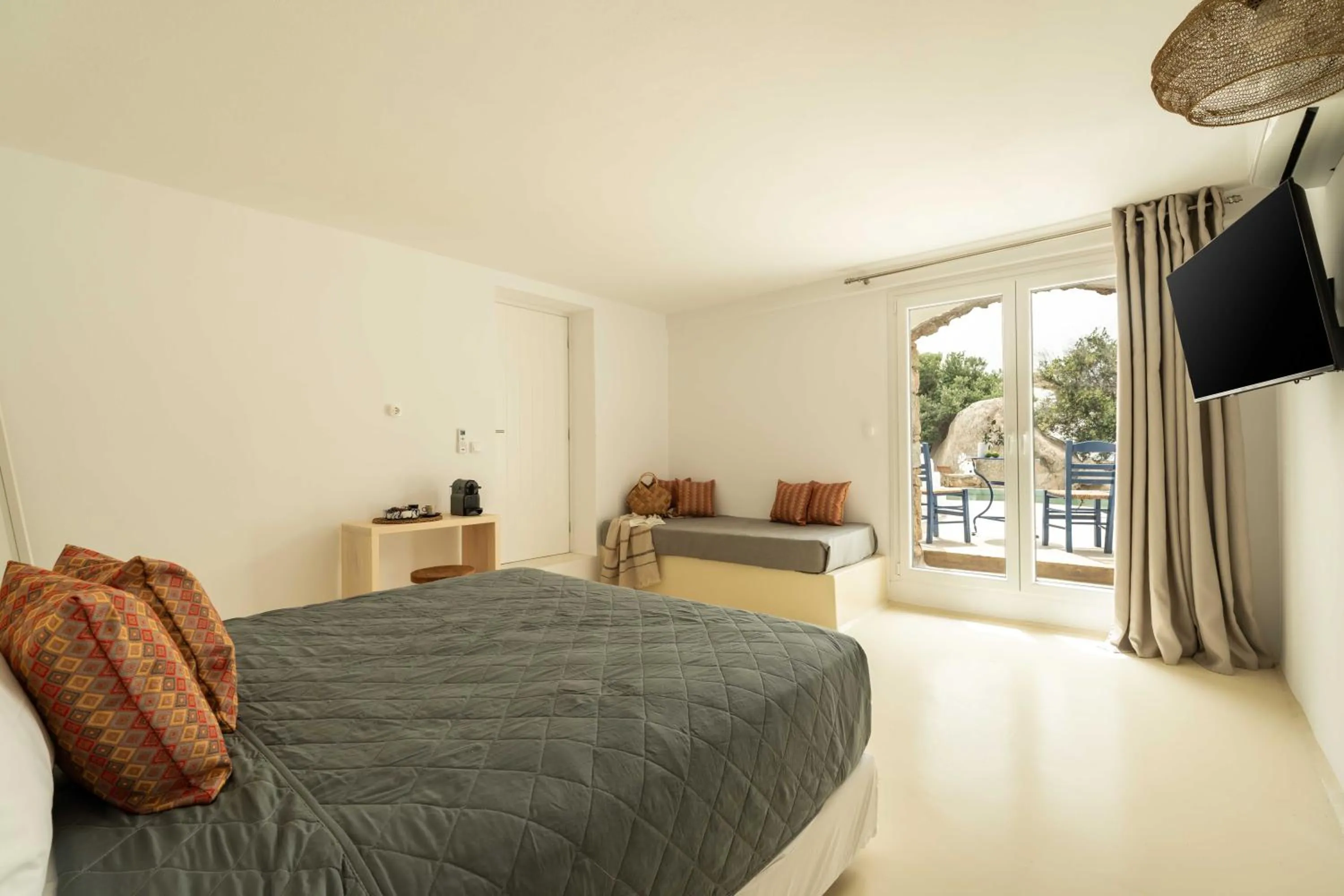 Bed in Tagoo Studios Mykonos