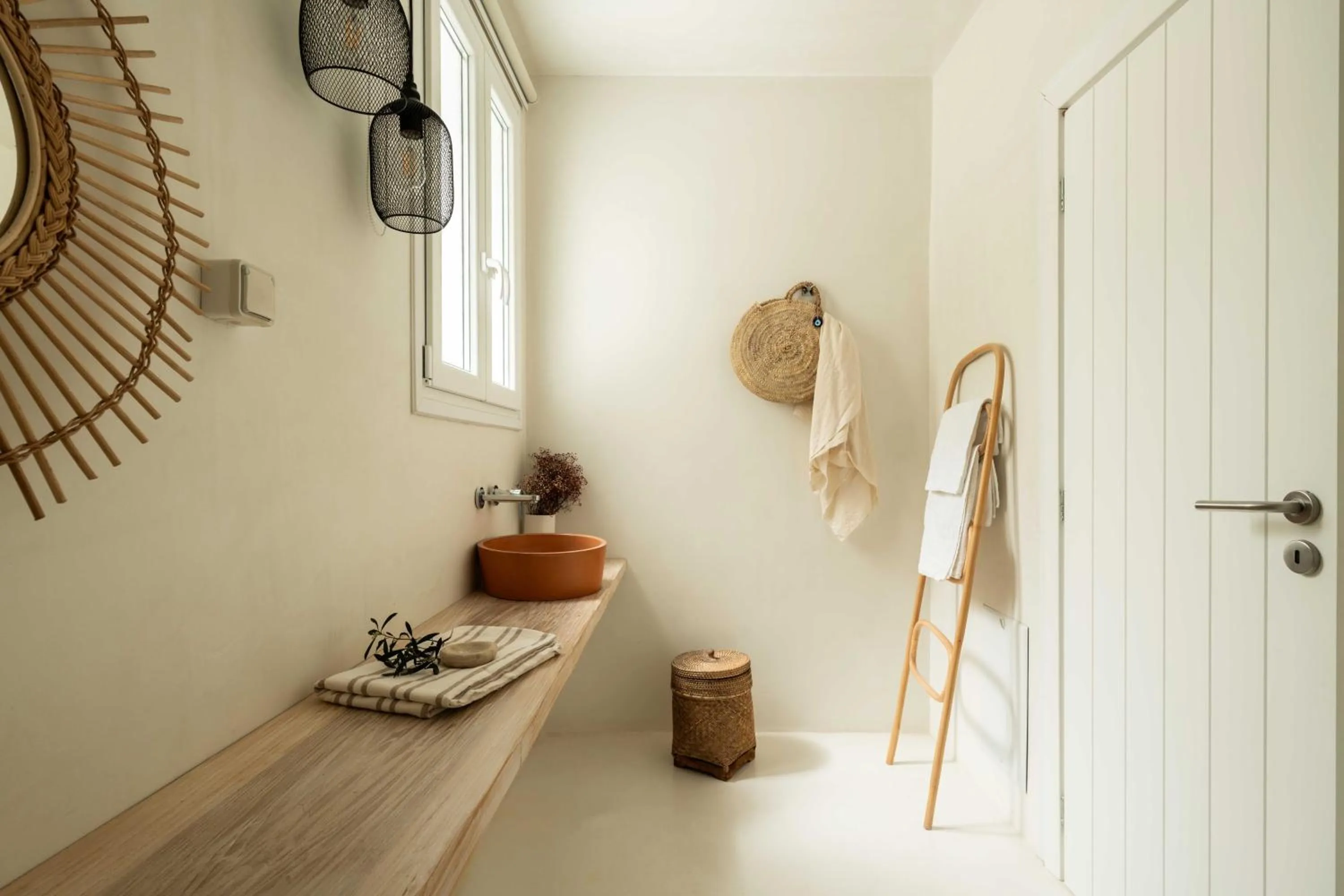 Bathroom in Tagoo Studios Mykonos