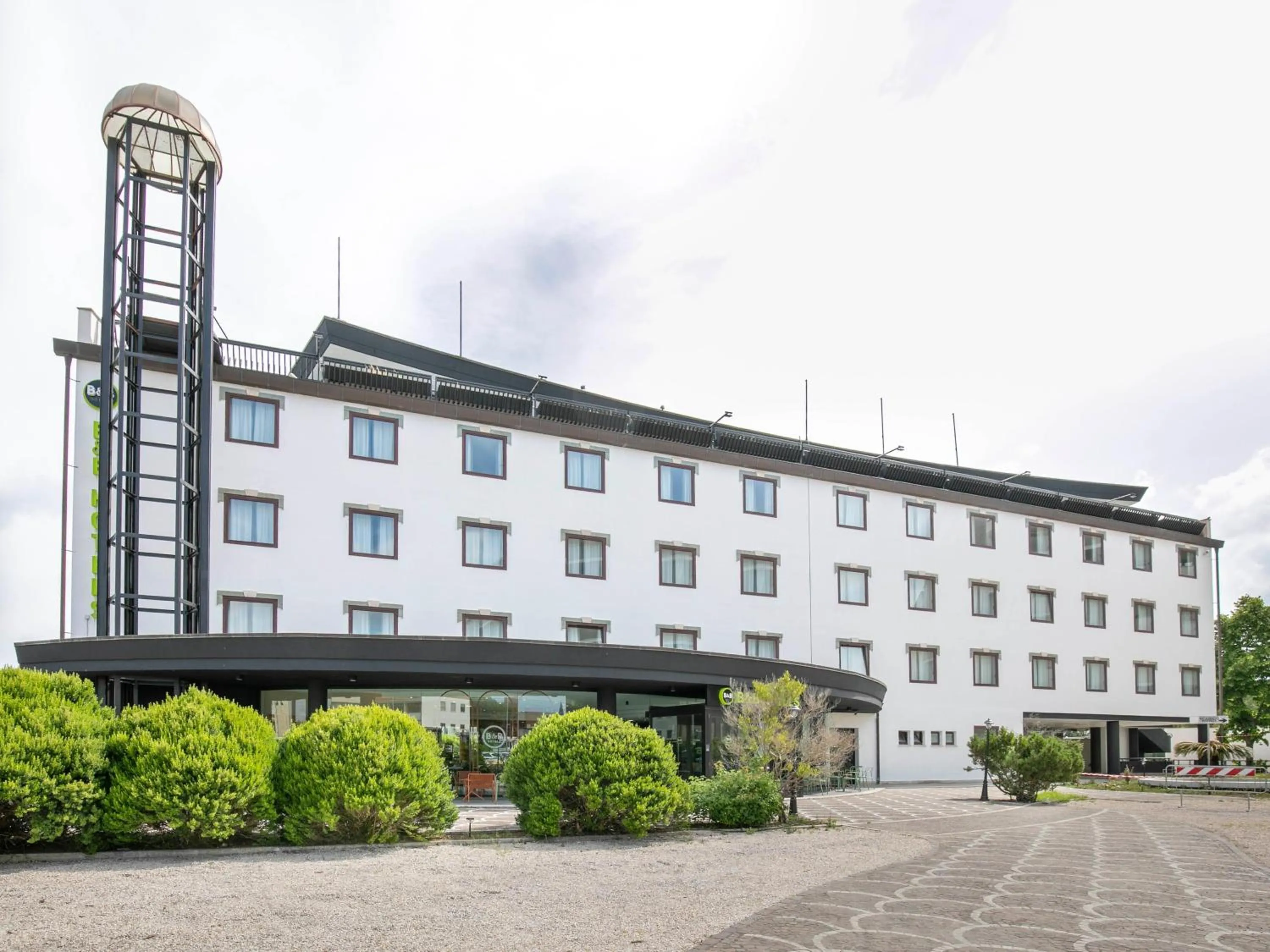 Property building in B&B HOTEL Latina