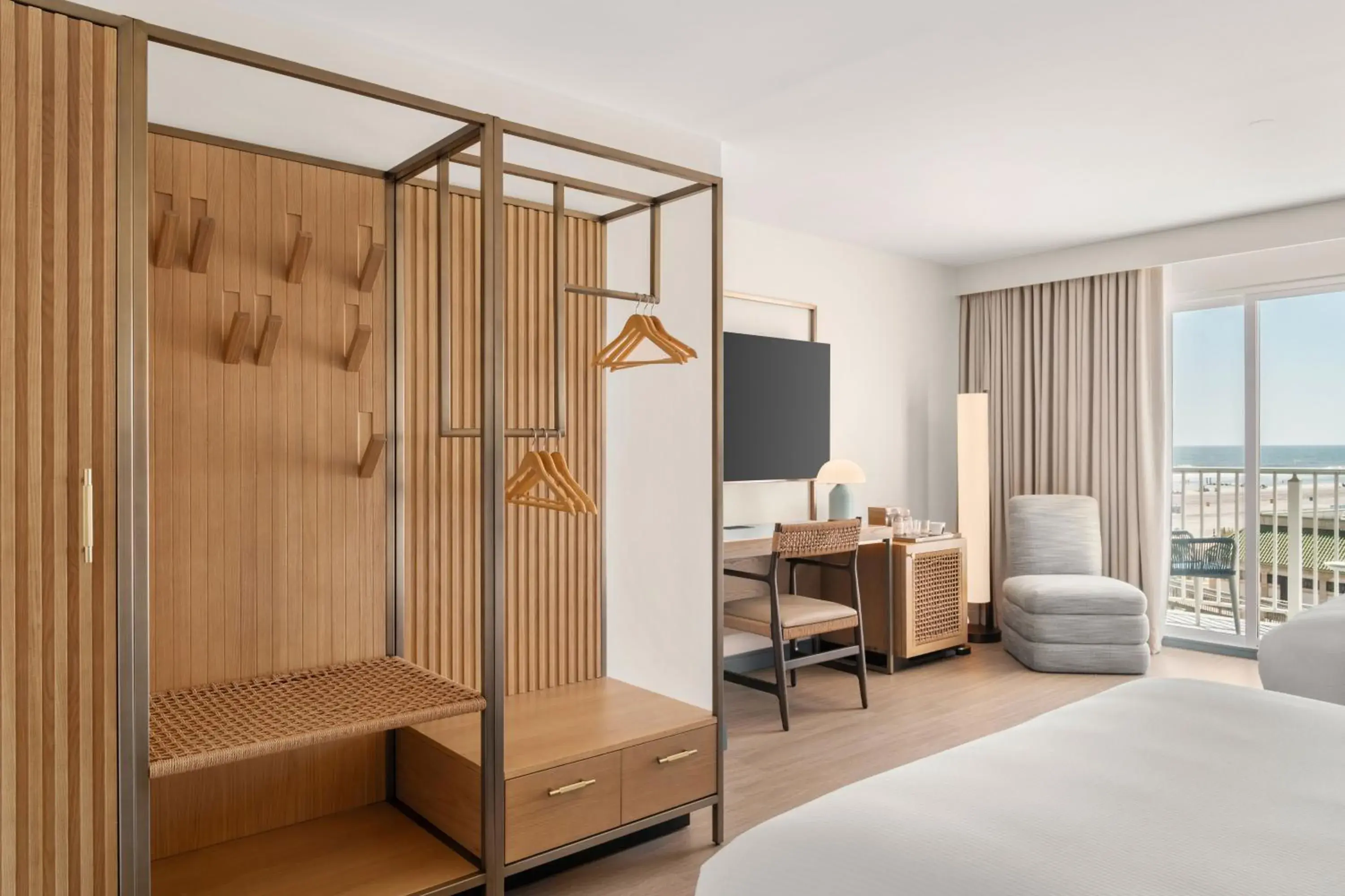 Bed in The Seahaus Hotel, Atlantic City Boardwalk, a Tribute Portfolio Hotel Bed in The Seahaus Hotel, Atlantic City Boardwalk, a Tribute Portfolio Hotel