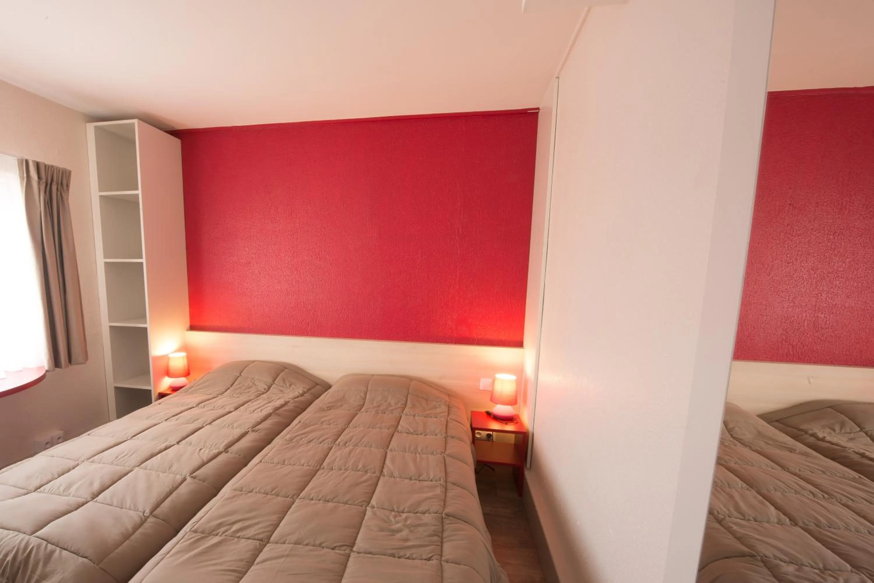 Photo of the whole room, Bed in VVF Blériot-Plage