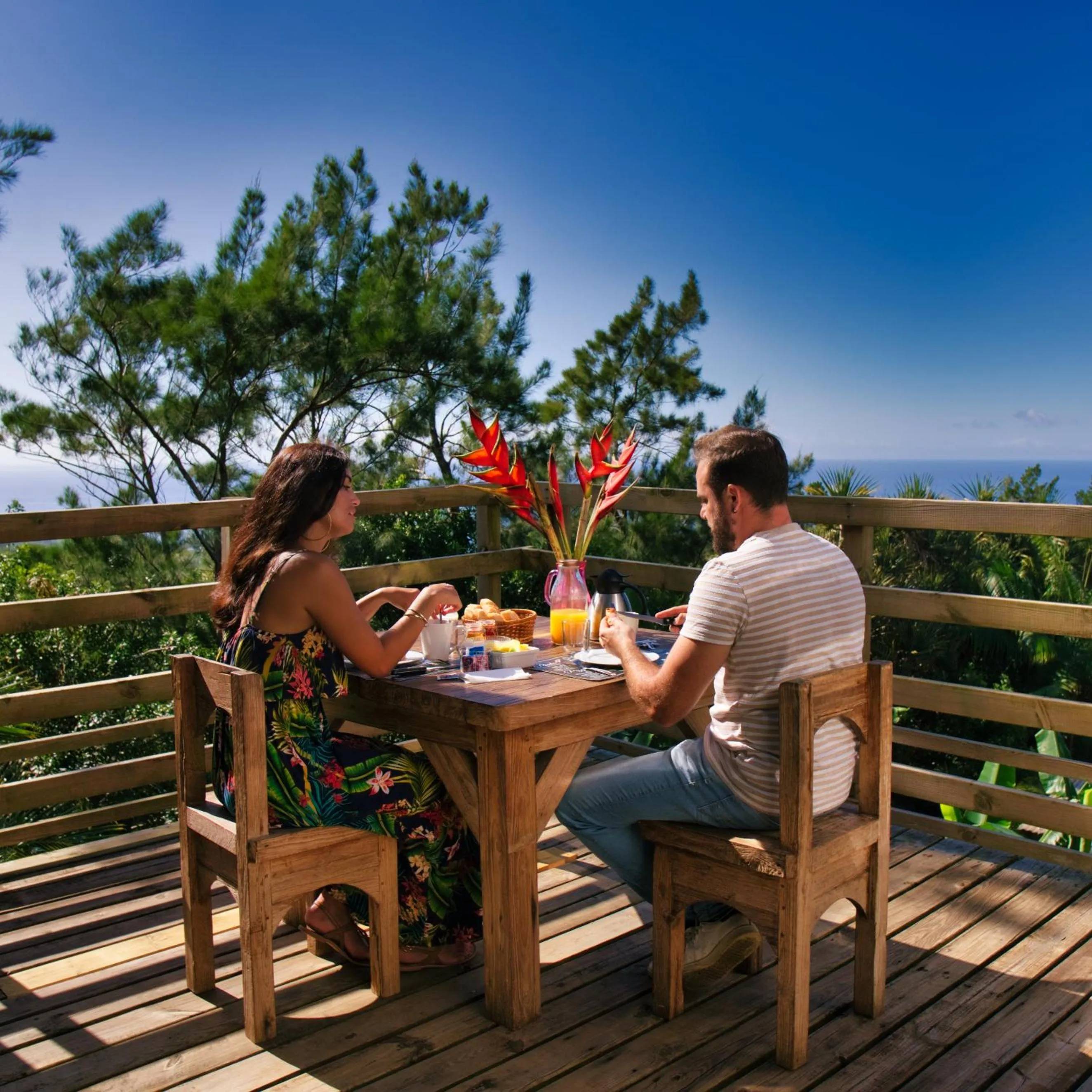 Breakfast in Bubble Dome Village