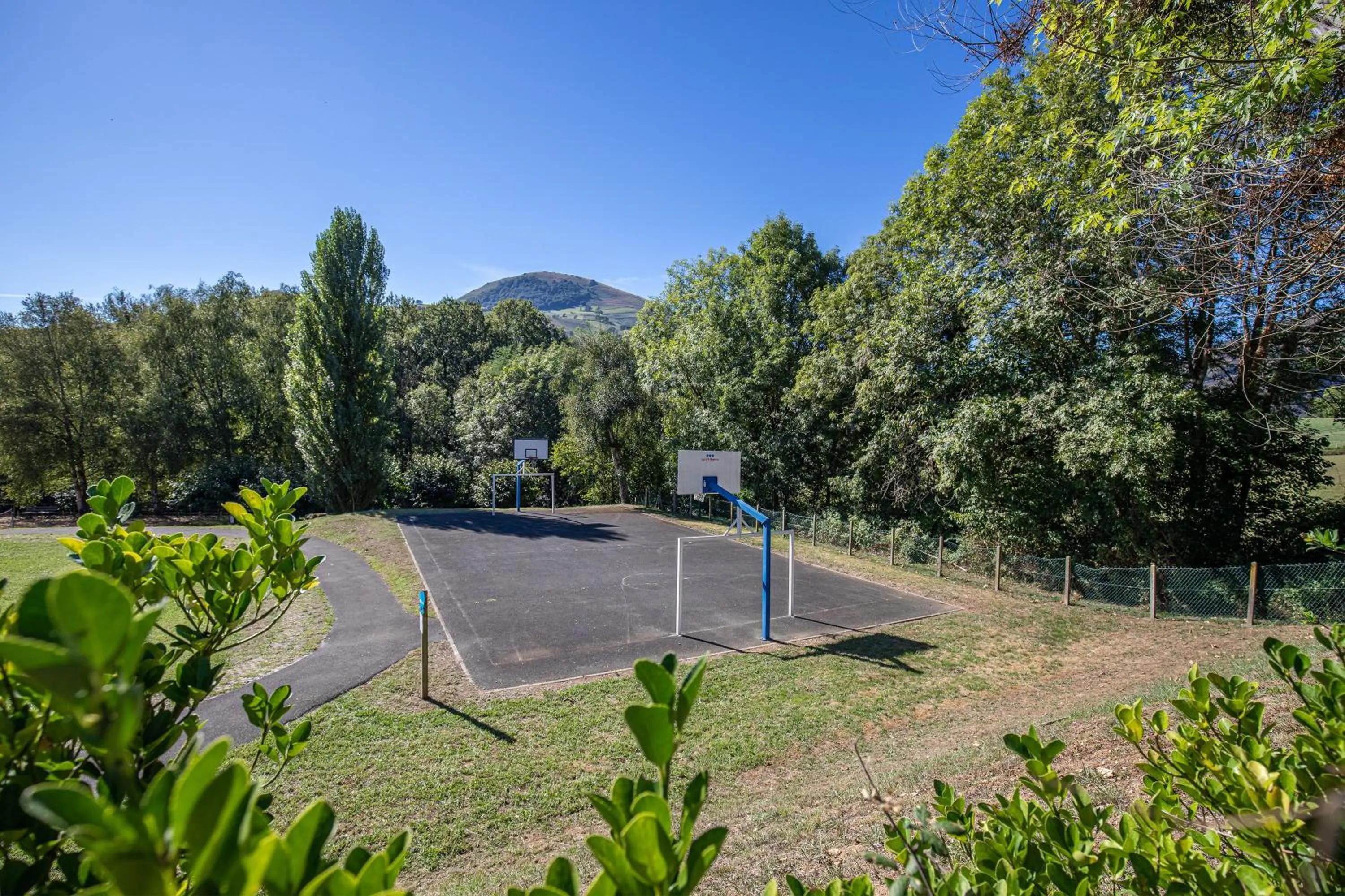 Sports in VVF Pays Basque Saint-Étienne-de-Baïgorry
