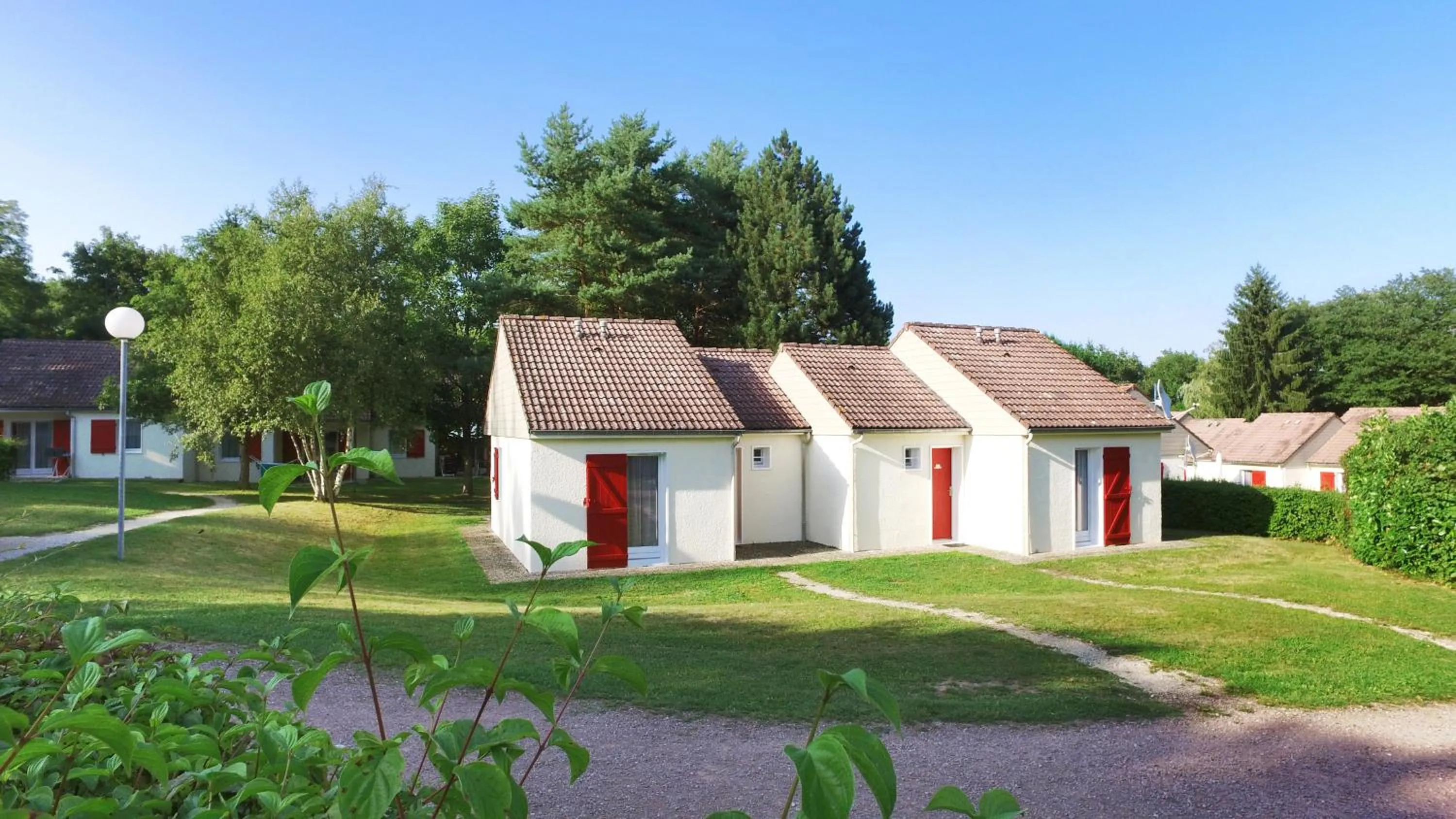 Spring in VVF Bourgogne Auxois Morvan