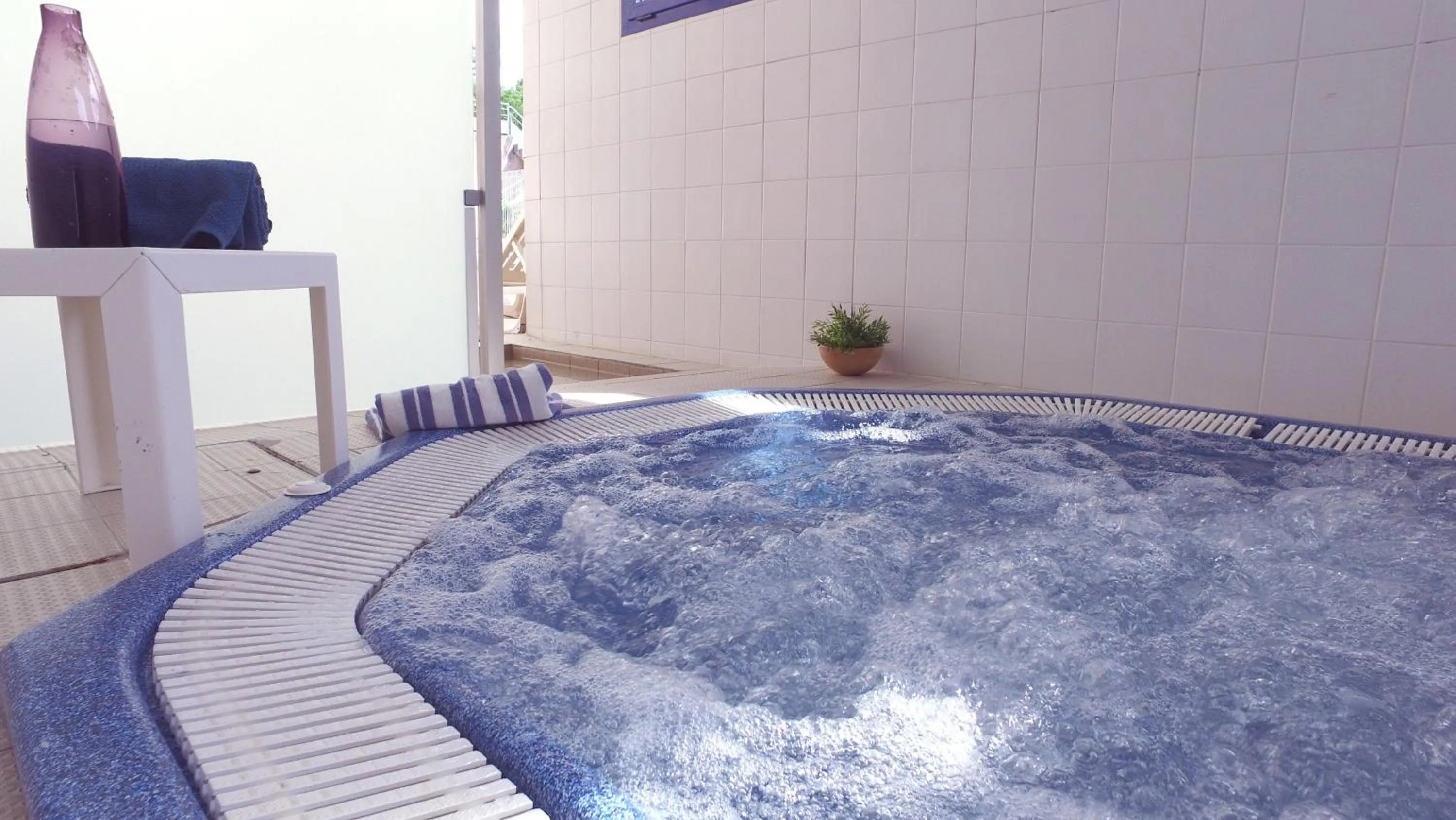 Hot Tub in VVF Le Pays Cathare Carcassonne