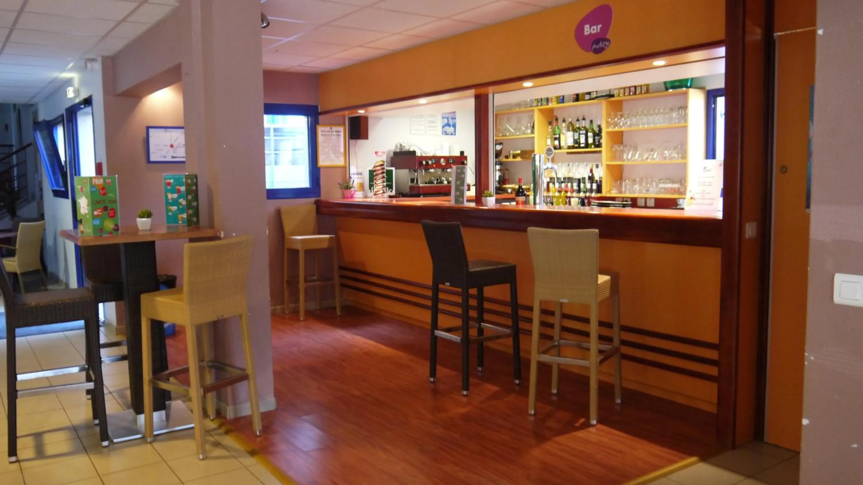 Lounge or bar in VVF Le Pays Cathare Carcassonne