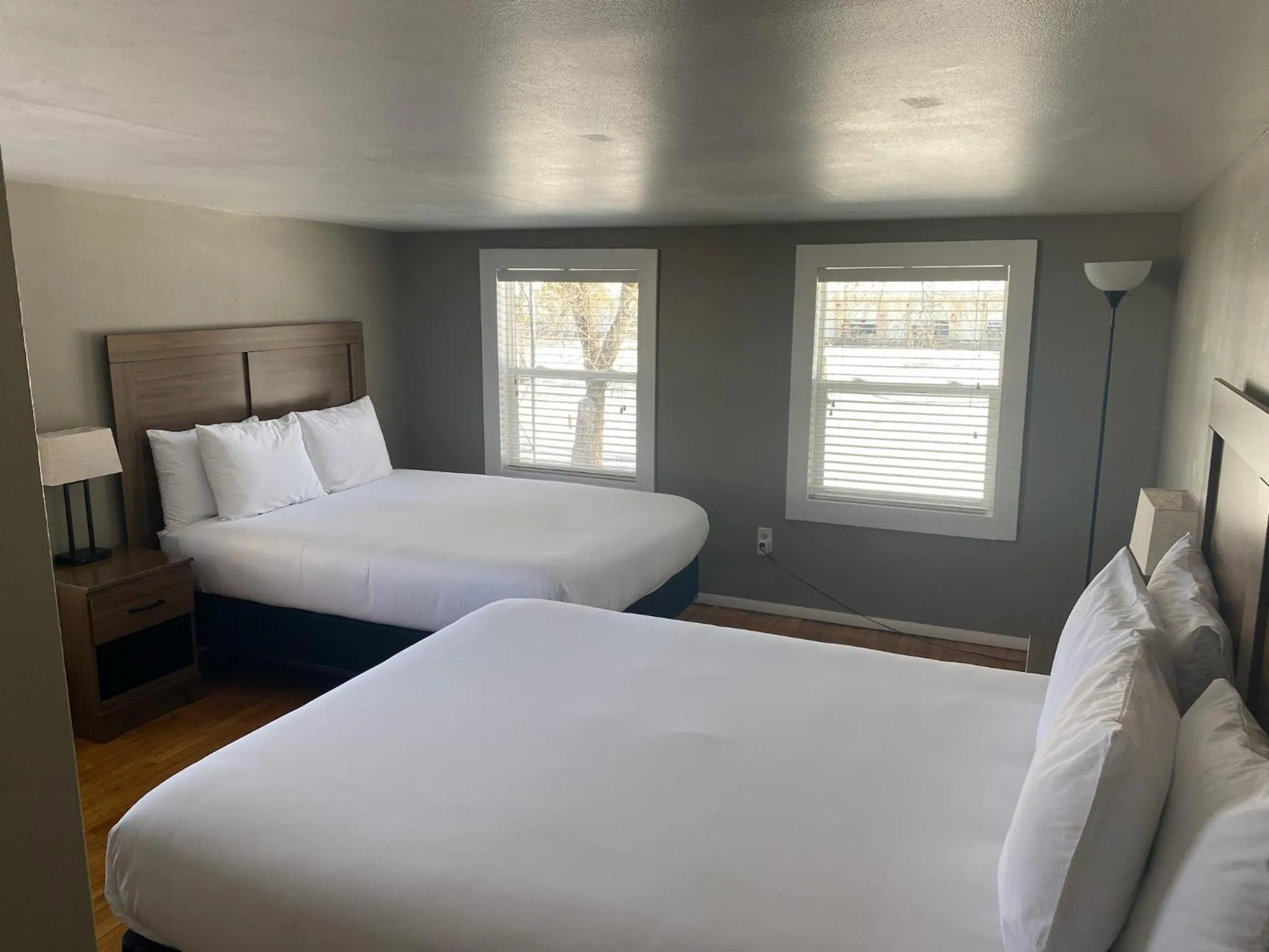 Bedroom, Bed in Edge-O-Dells Resort