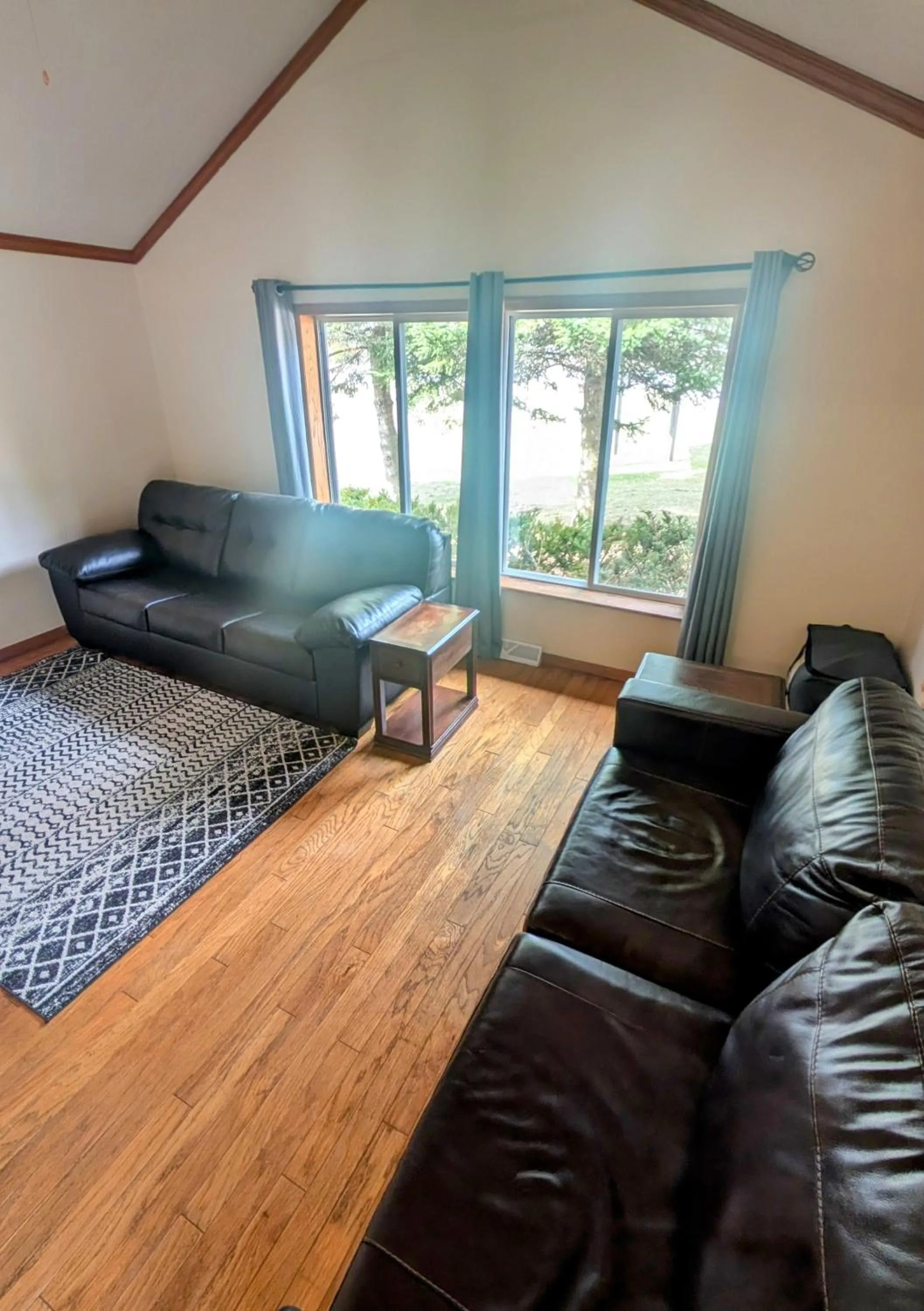 Living room in Edge-O-Dells Resort
