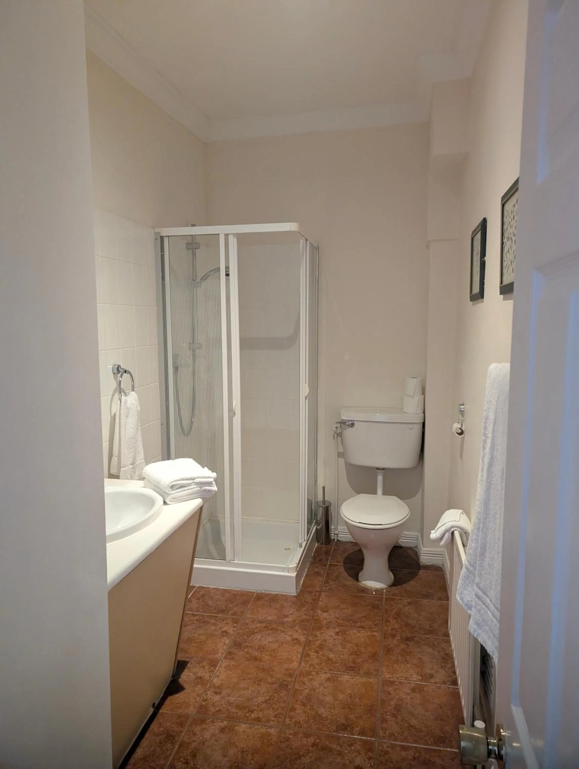 Standard Twin Room in The Western Hotel