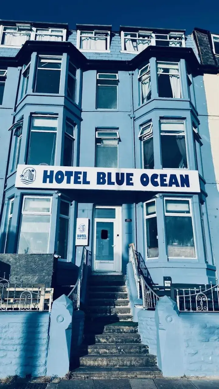 HOTEL BLUE OCEAN - Call For Cheap Prices - Check In Until 3AM HOTEL BLUE OCEAN - Call For Cheap Prices - Check In Until 3AM
