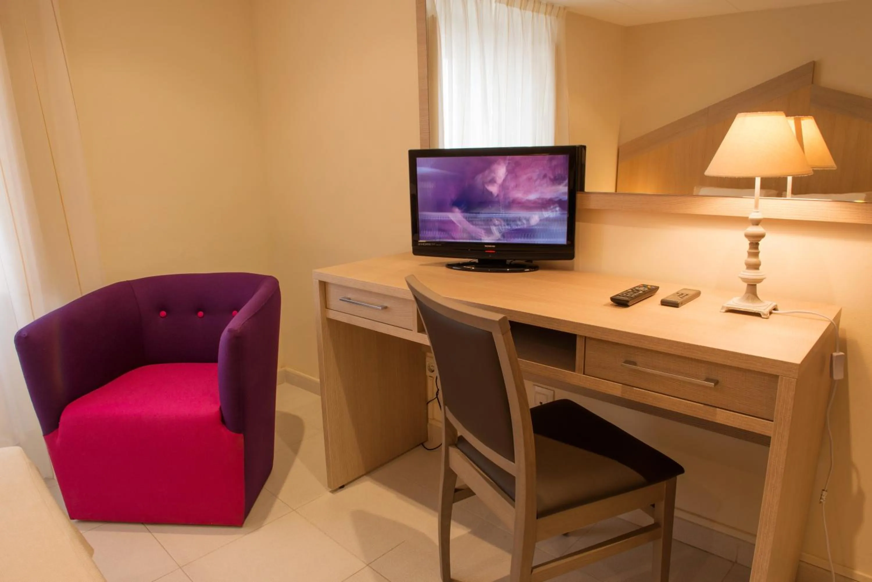 Seating area in Hotel Capri