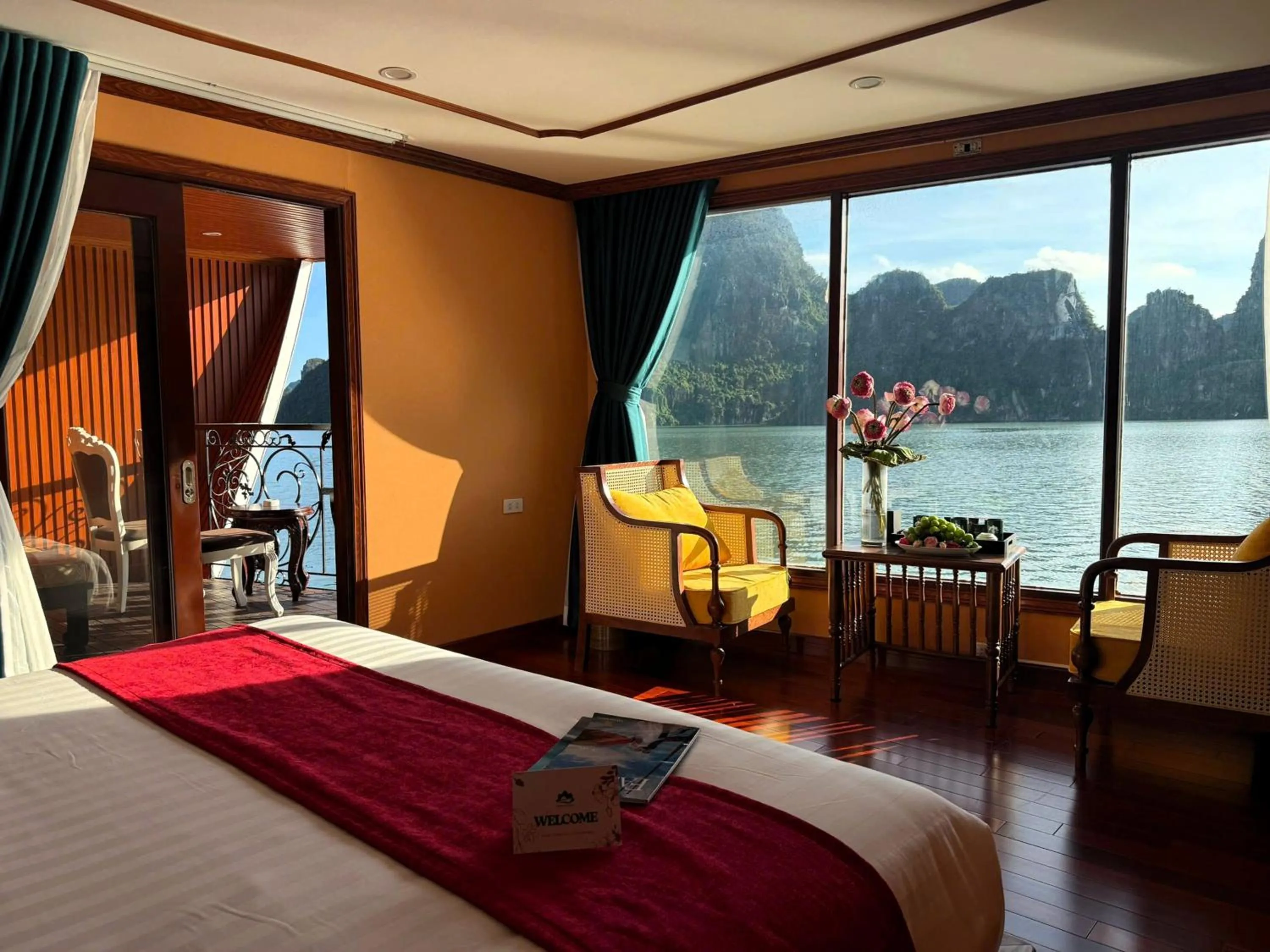 View (from property/room), Bed in Verdure Lotus Grandeur Cruise on Ha Long Bay