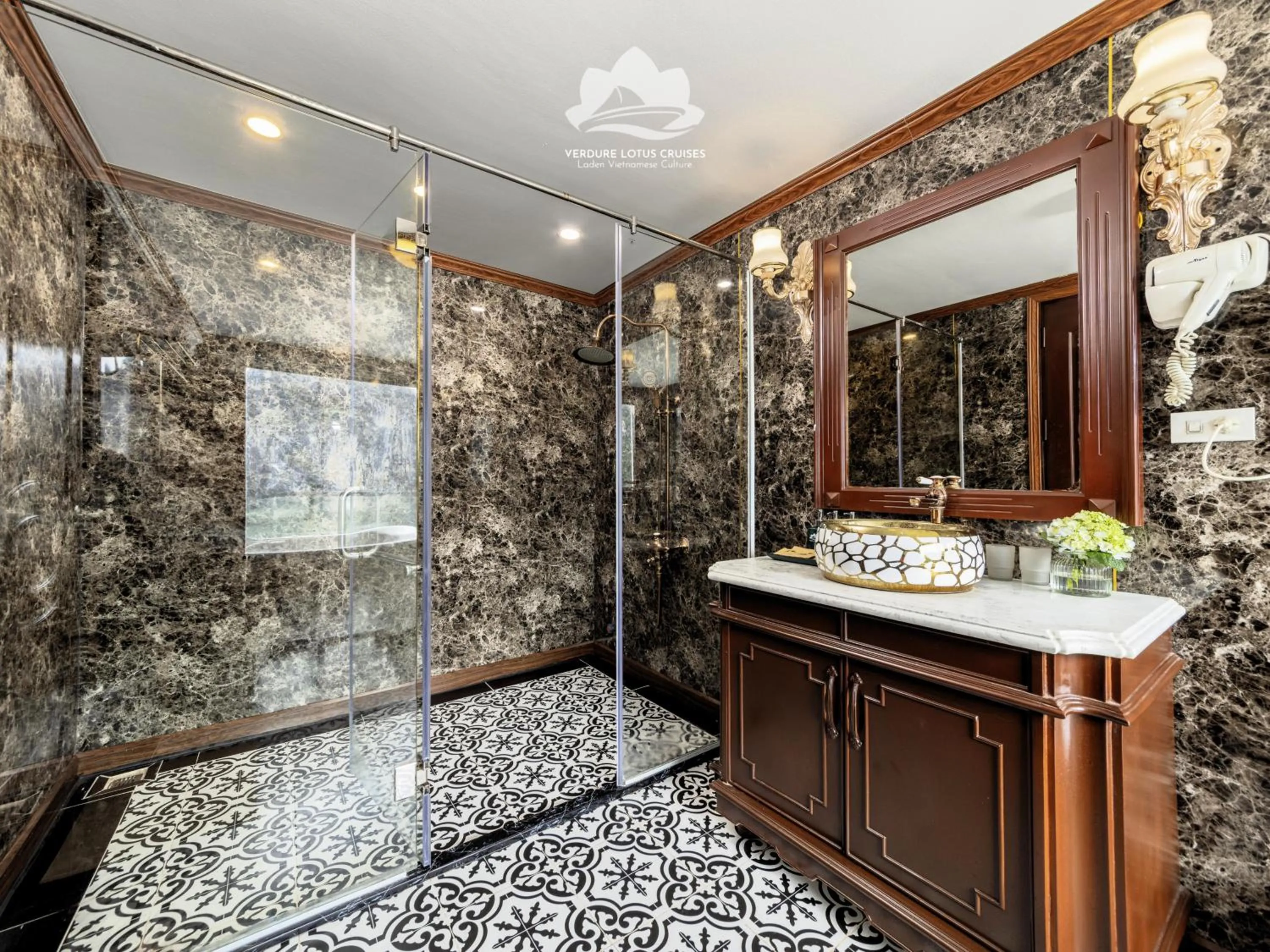 Shower in Verdure Lotus Grandeur Cruise on Ha Long Bay