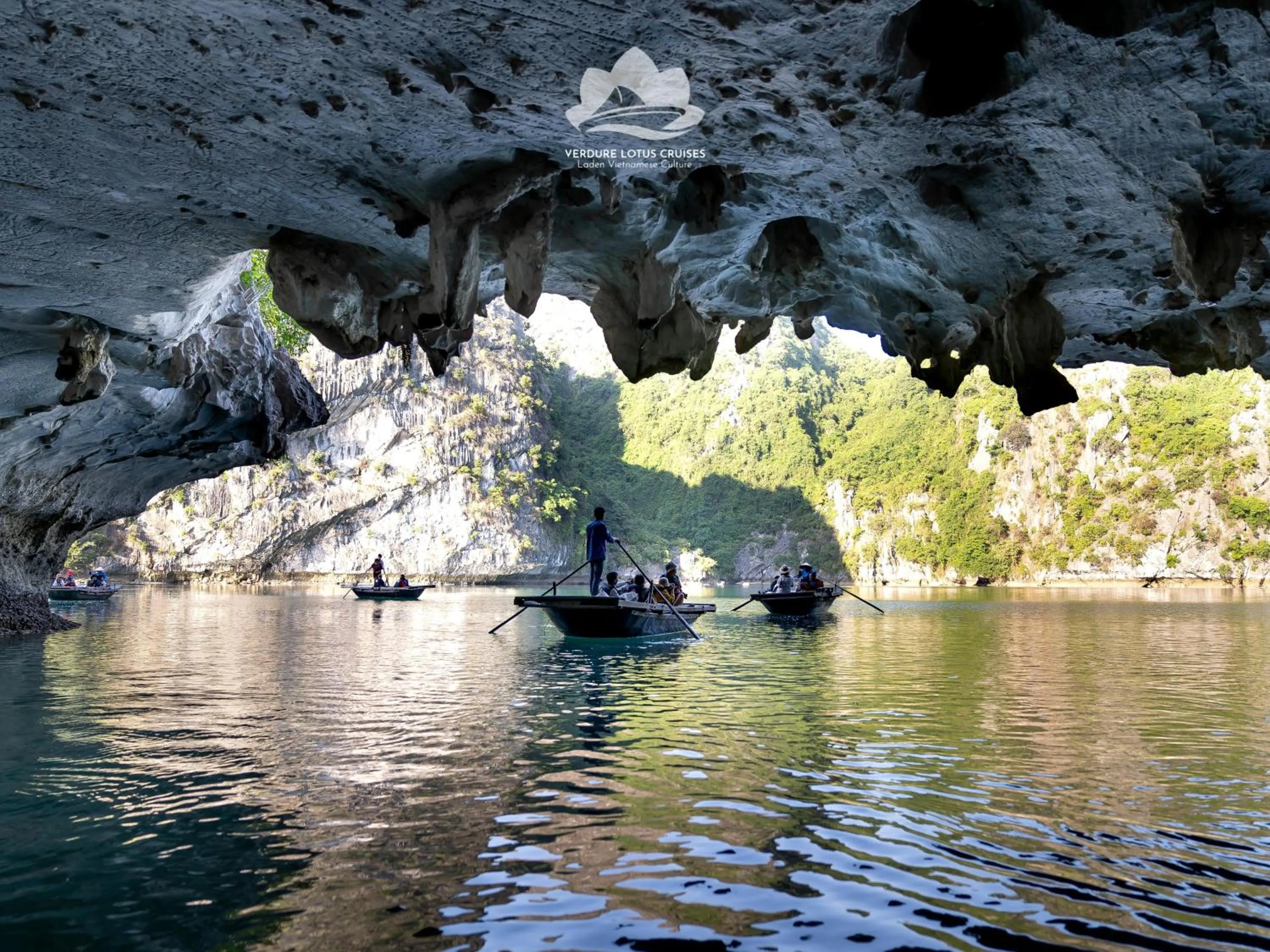 Activities in Verdure Lotus Grandeur Cruise on Ha Long Bay