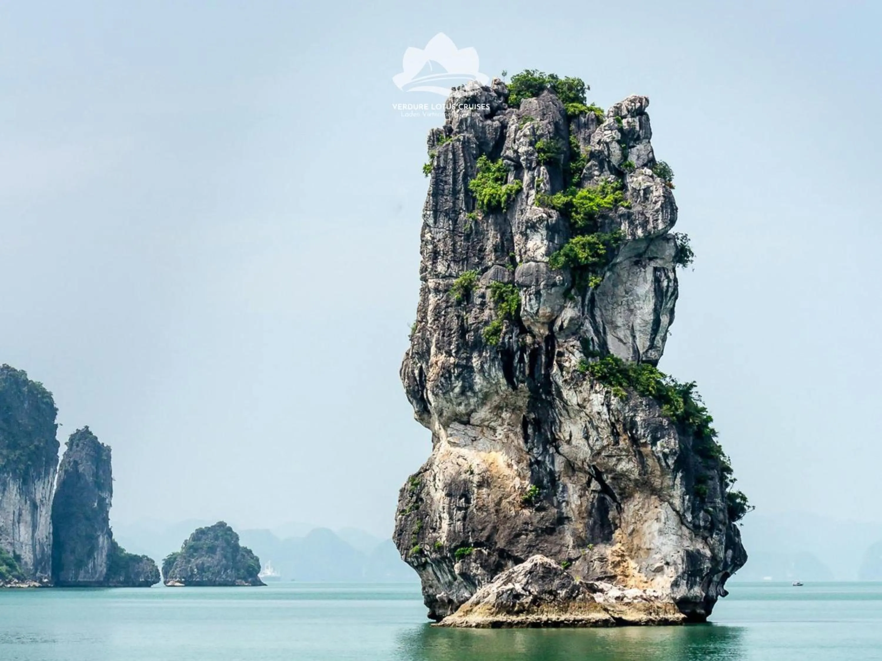 Location in Verdure Lotus Grandeur Cruise on Ha Long Bay