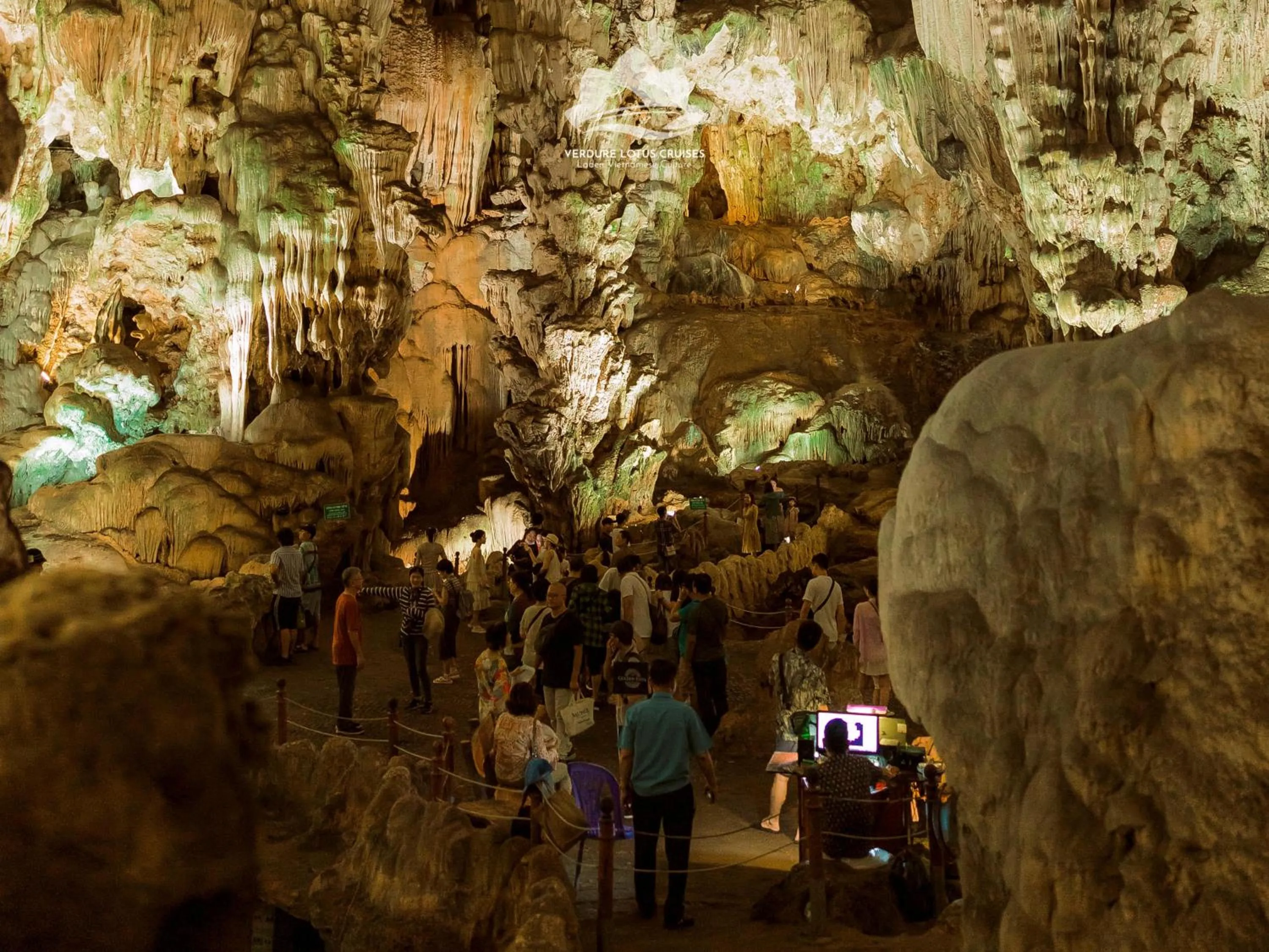 Activities in Verdure Lotus Grandeur Cruise on Ha Long Bay