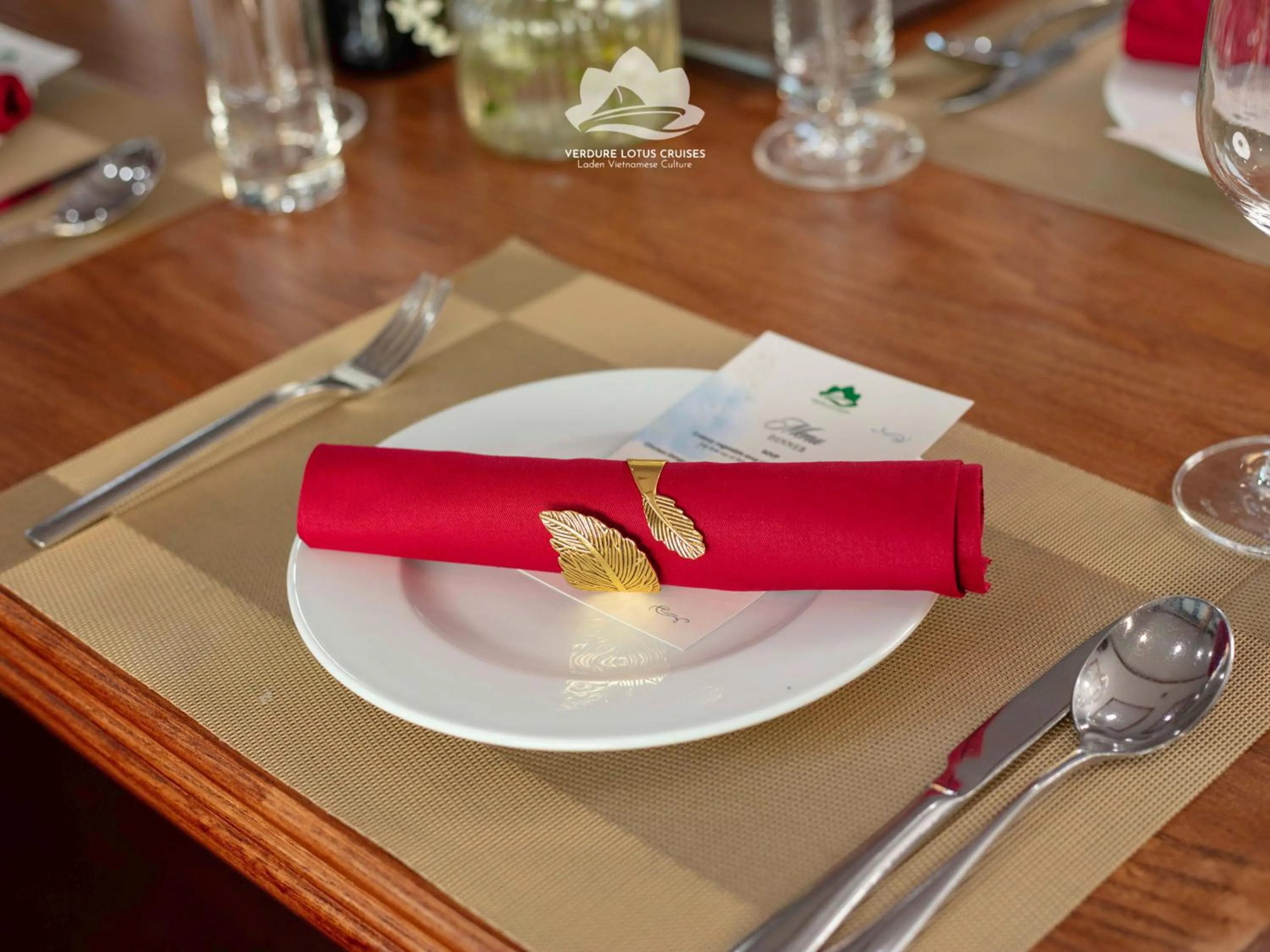 Restaurant/places to eat in Verdure Lotus Grandeur Cruise on Ha Long Bay