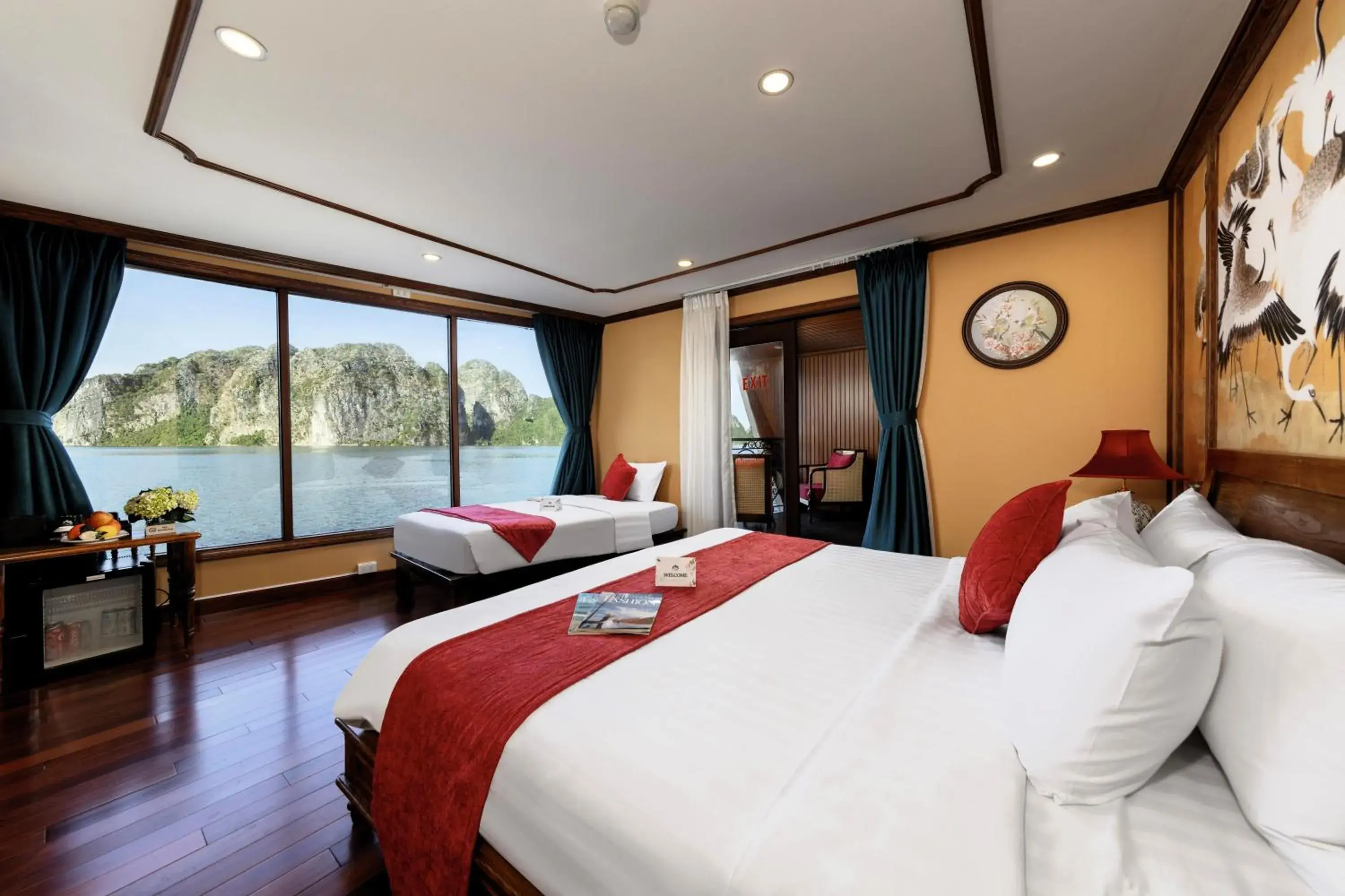Verdure Lotus Grandeur Cruise on Ha Long Bay Verdure Lotus Grandeur Cruise on Ha Long Bay