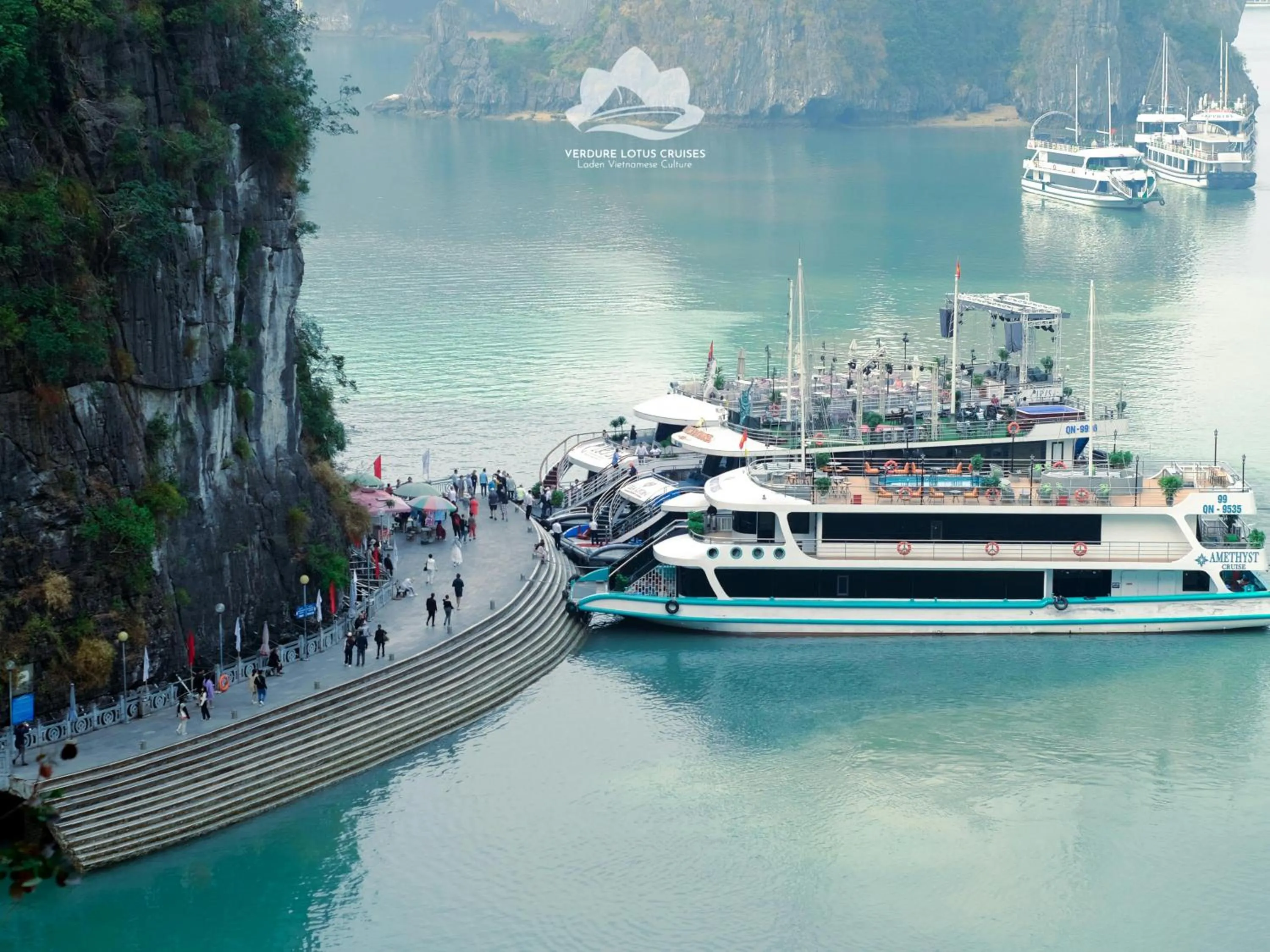 Activities in Verdure Lotus Grandeur Cruise on Ha Long Bay