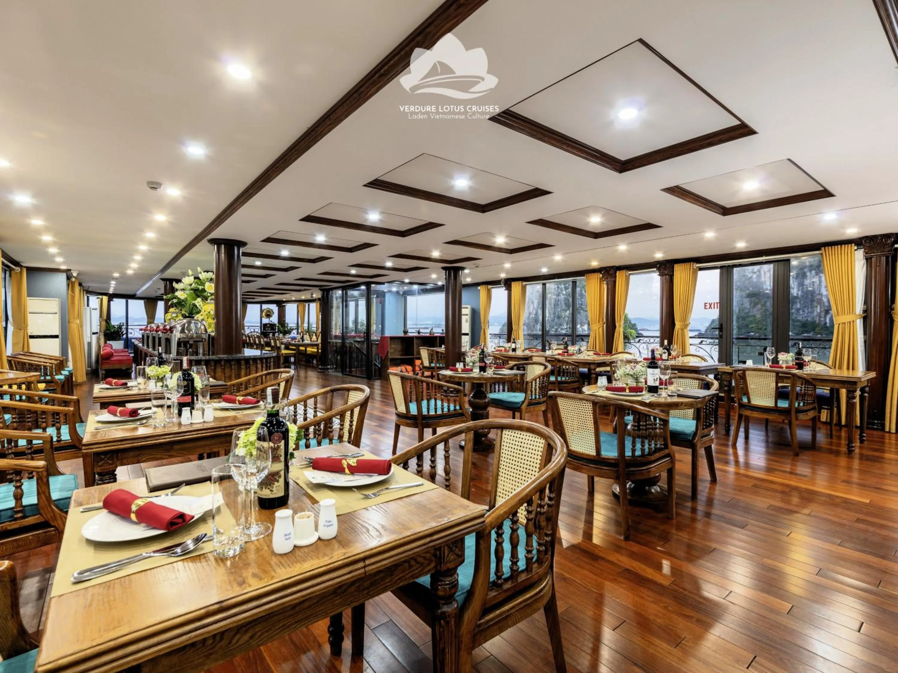 Restaurant/places to eat in Verdure Lotus Grandeur Cruise on Ha Long Bay