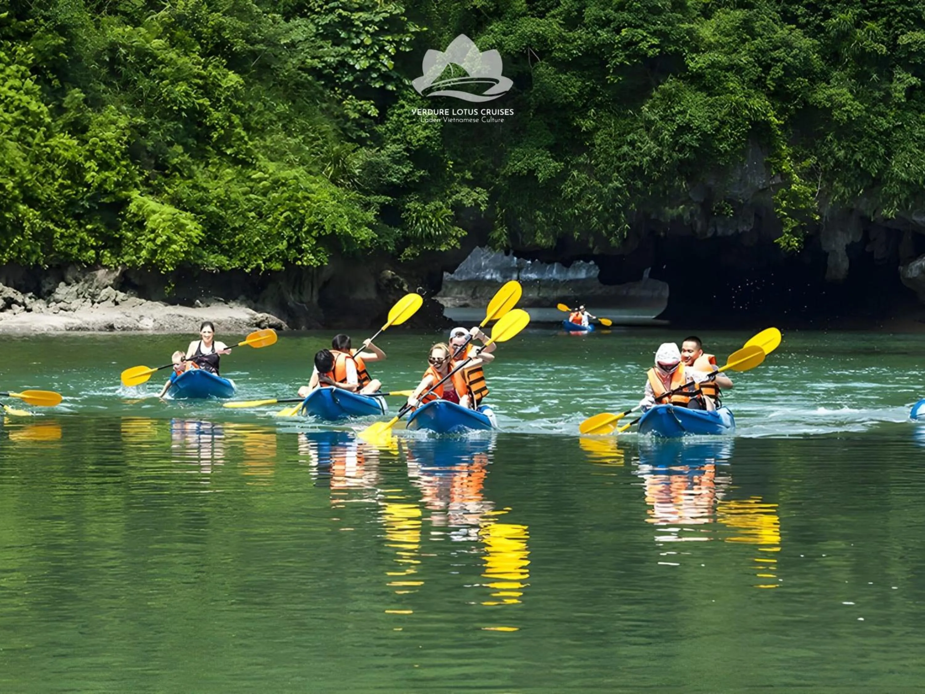 Activities in Verdure Lotus Grandeur Cruise on Ha Long Bay