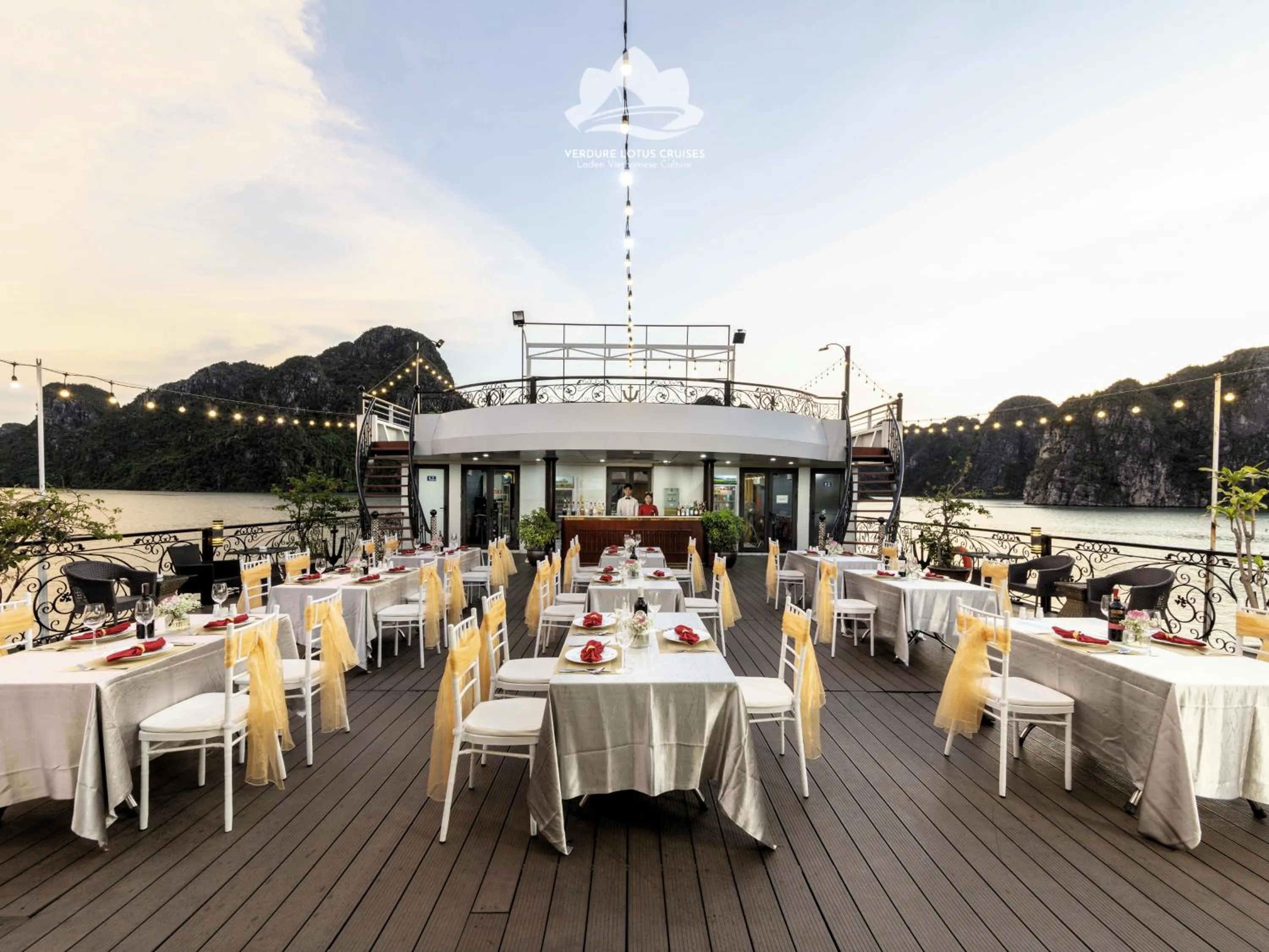Karaoke in Verdure Lotus Grandeur Cruise on Ha Long Bay