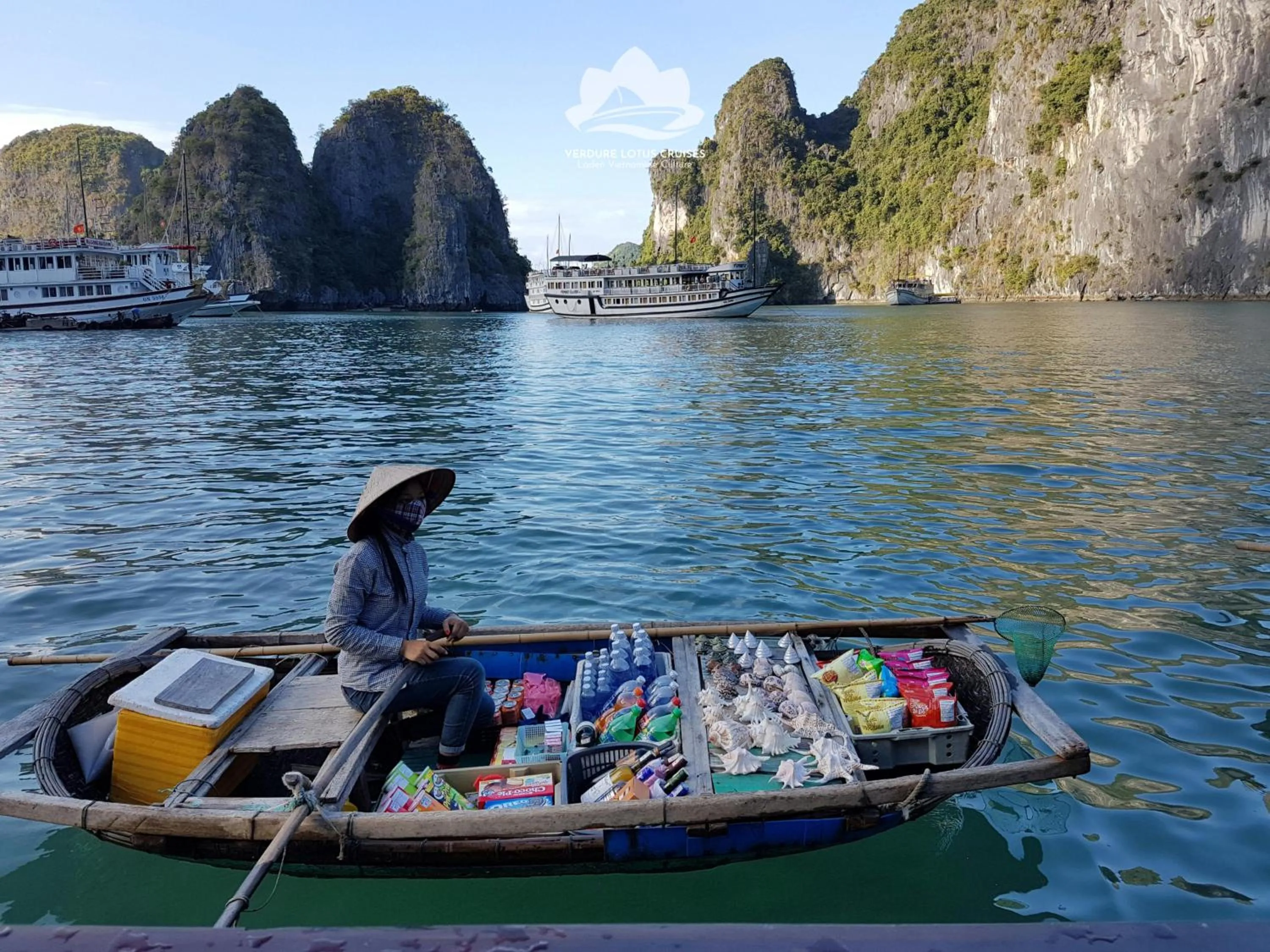 Neighbourhood in Verdure Lotus Grandeur Cruise on Ha Long Bay