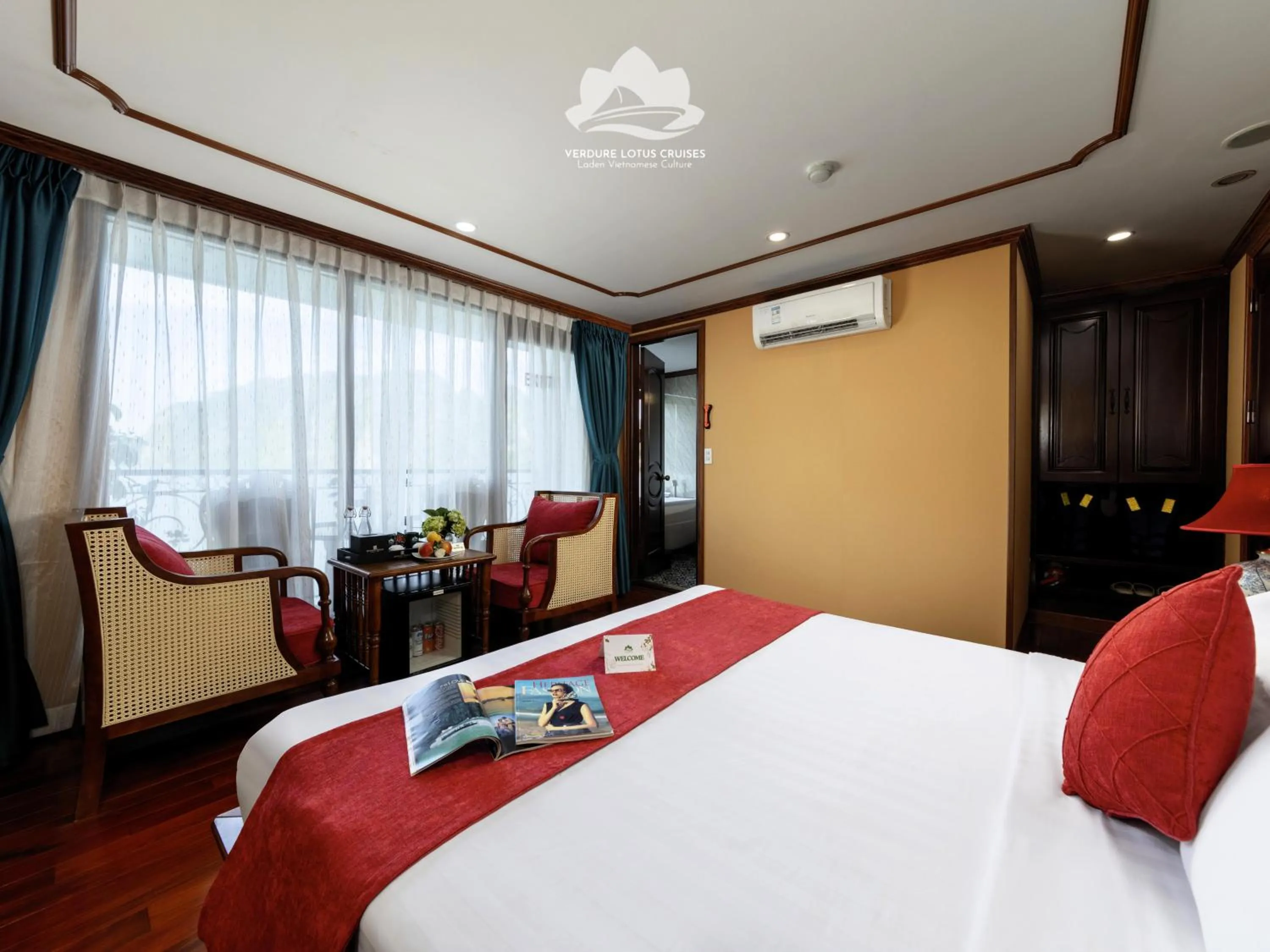 Bed in Verdure Lotus Grandeur Cruise on Ha Long Bay