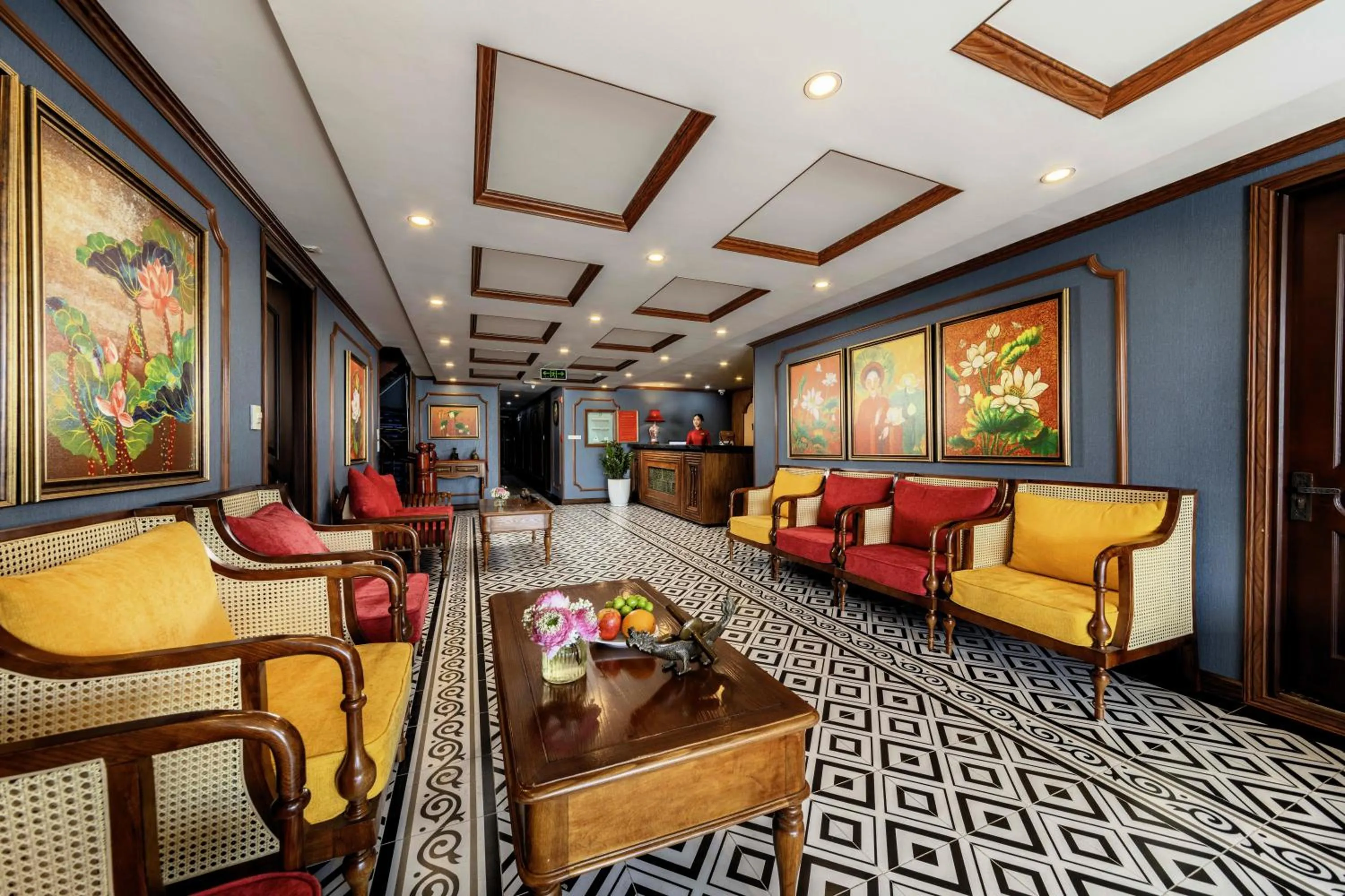 Lobby or reception in Verdure Lotus Grandeur Cruise on Ha Long Bay