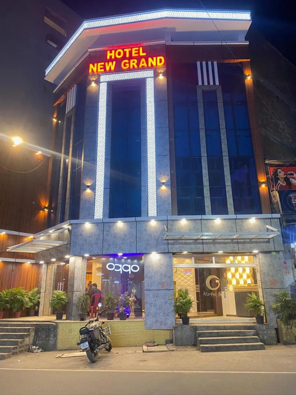 Hotel New Grand