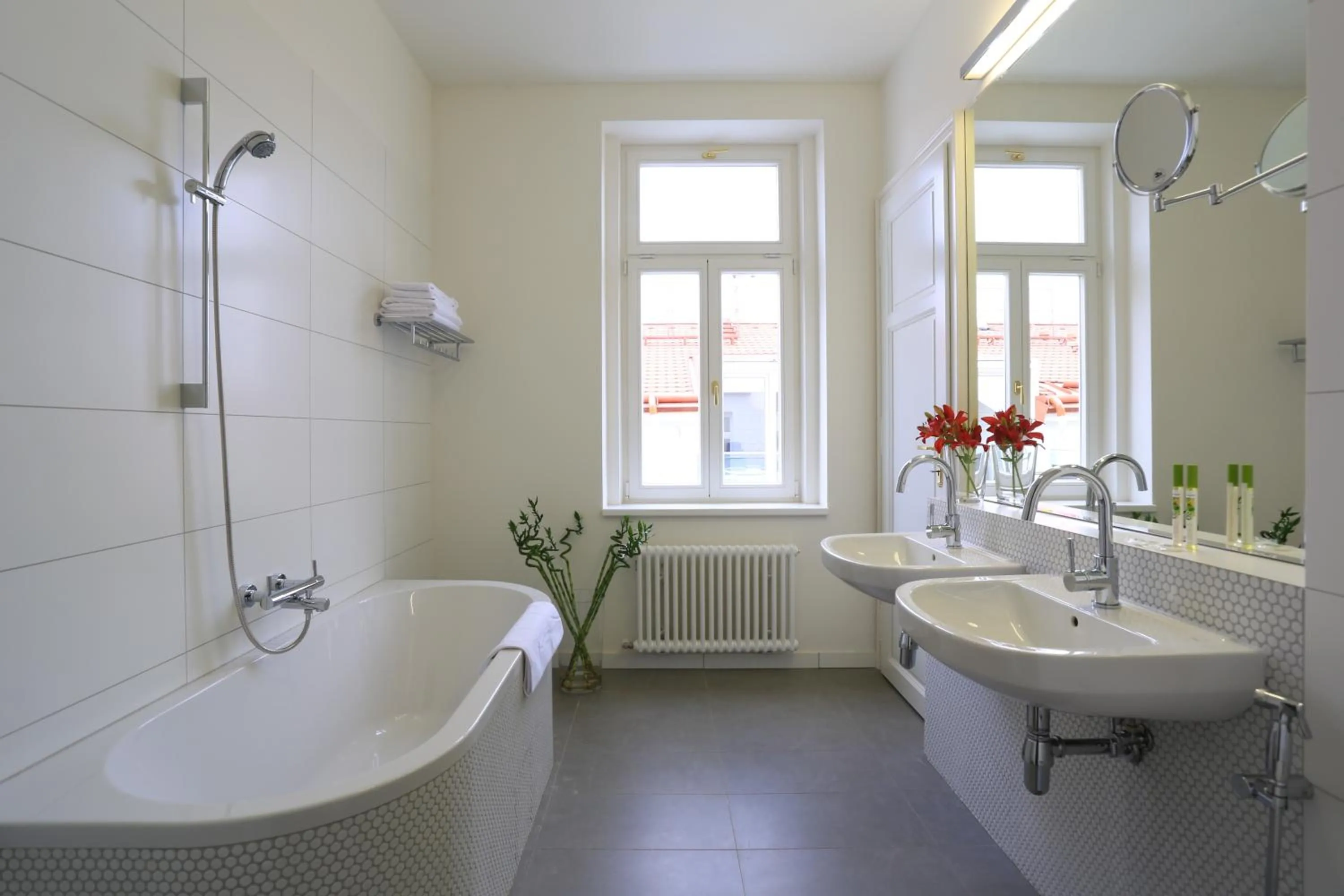 Bathroom in James Hotel & Apartments