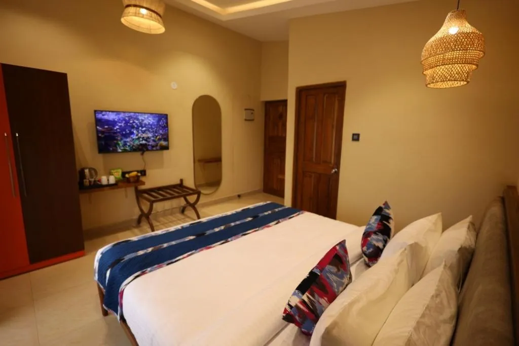 Bedroom, Bed in Foxoso Aaristo Baga Beach Resort