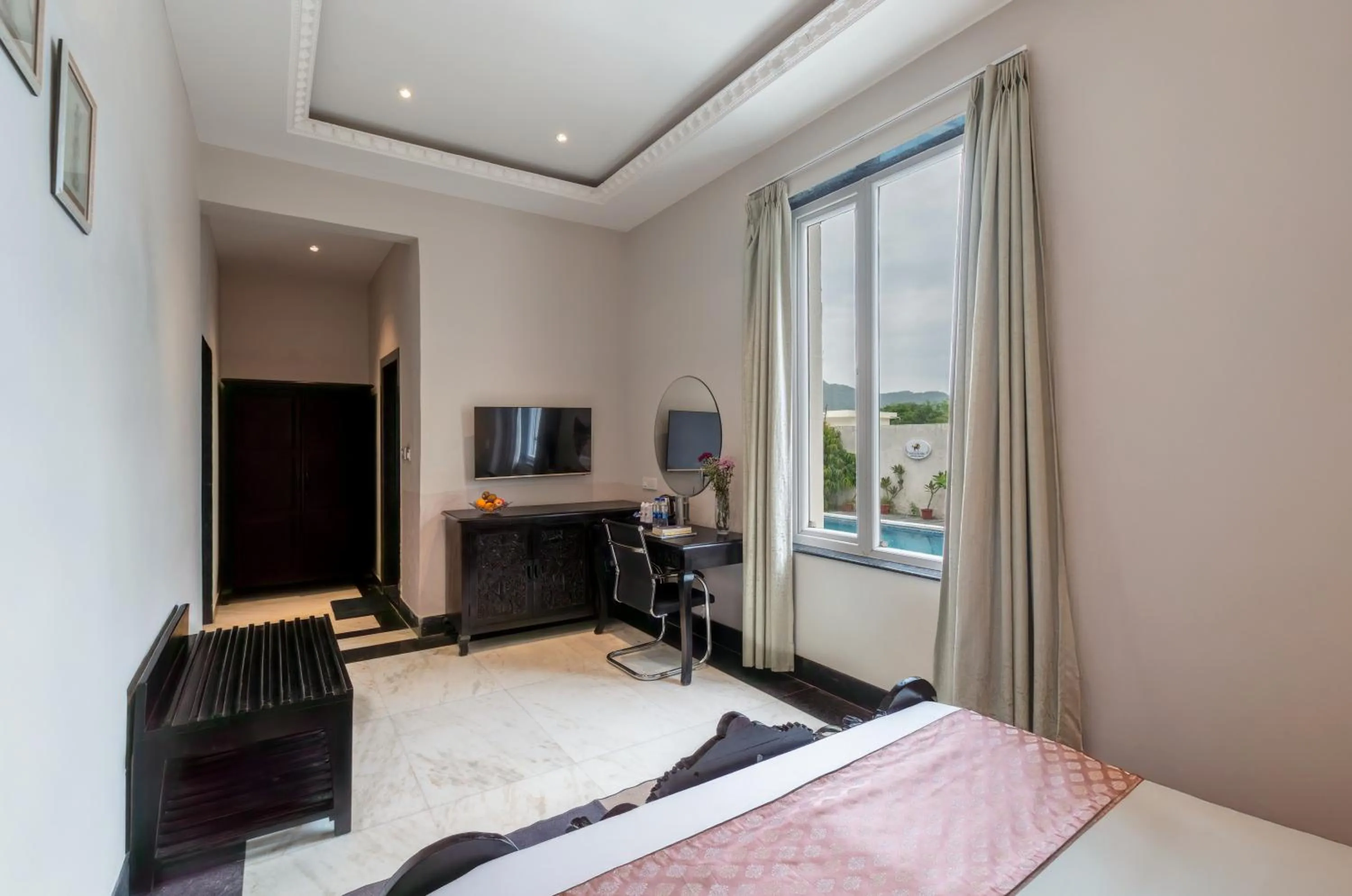 Bedroom, Bed in Surya Kothi Resort