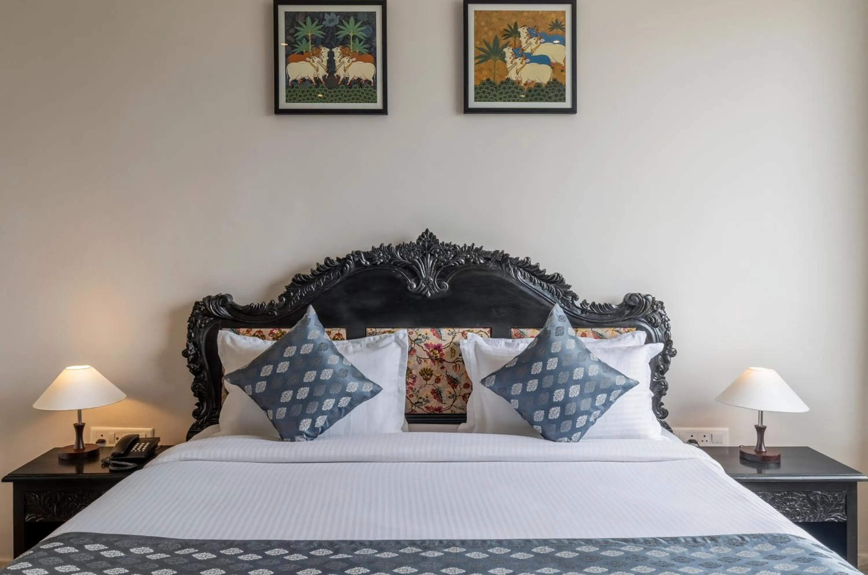 Bed in Surya Kothi Resort