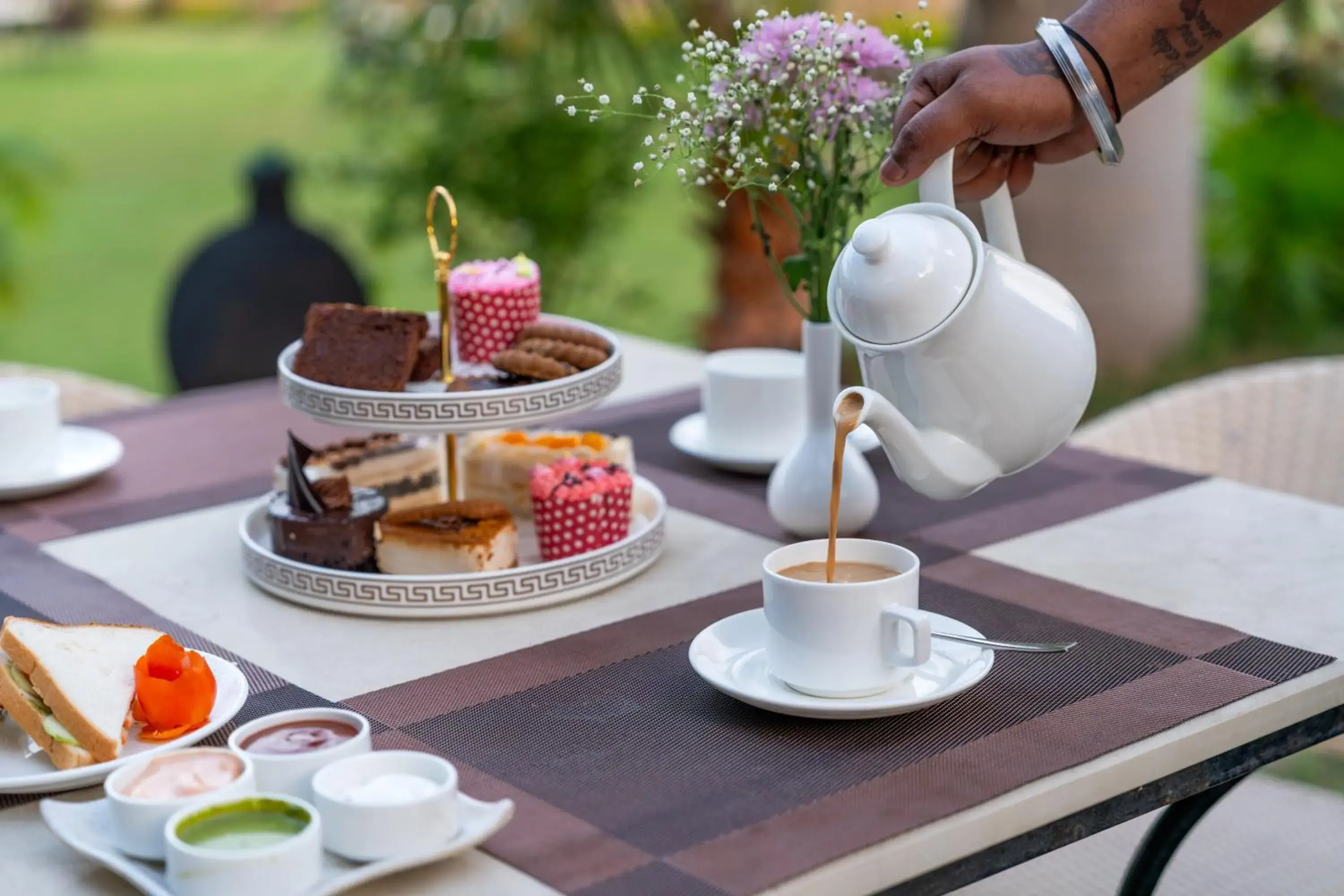 Food and drinks in Surya Kothi Resort Food and drinks in Surya Kothi Resort