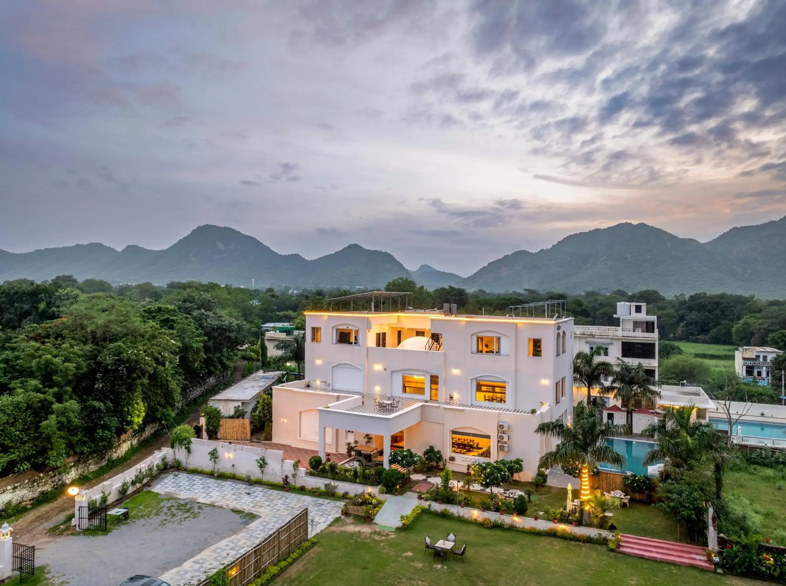 Property building in Surya Kothi Resort Property building in Surya Kothi Resort