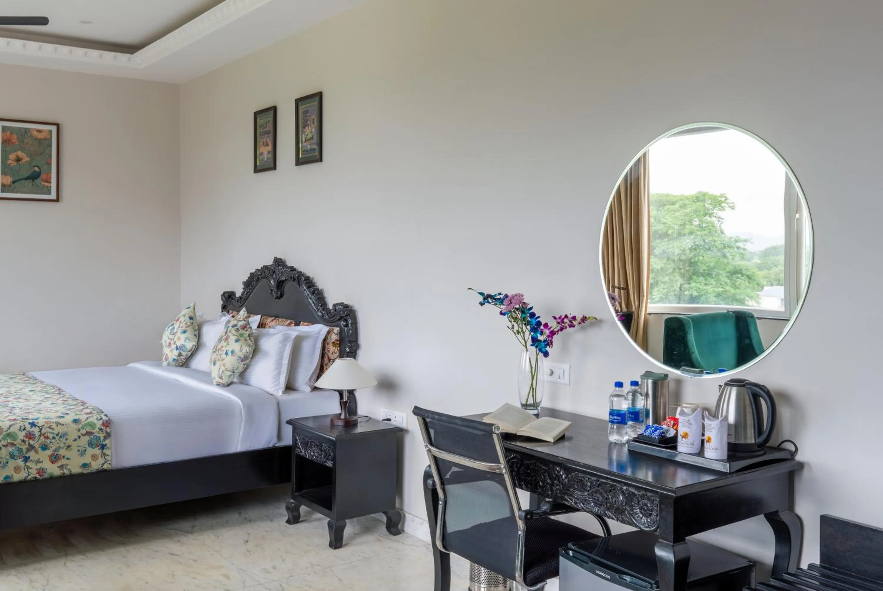 Bedroom, Bed in Surya Kothi Resort