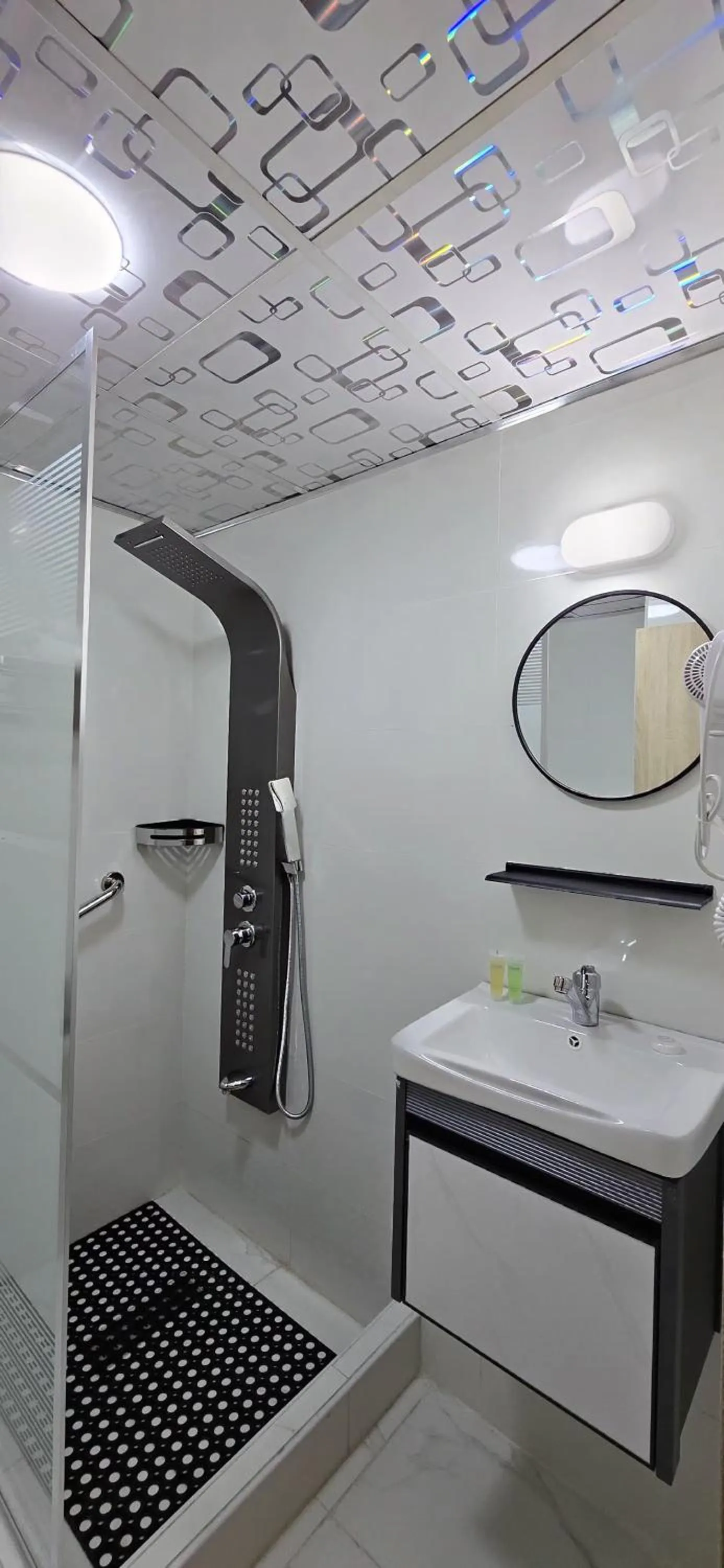 Shower in Balcony Hotel