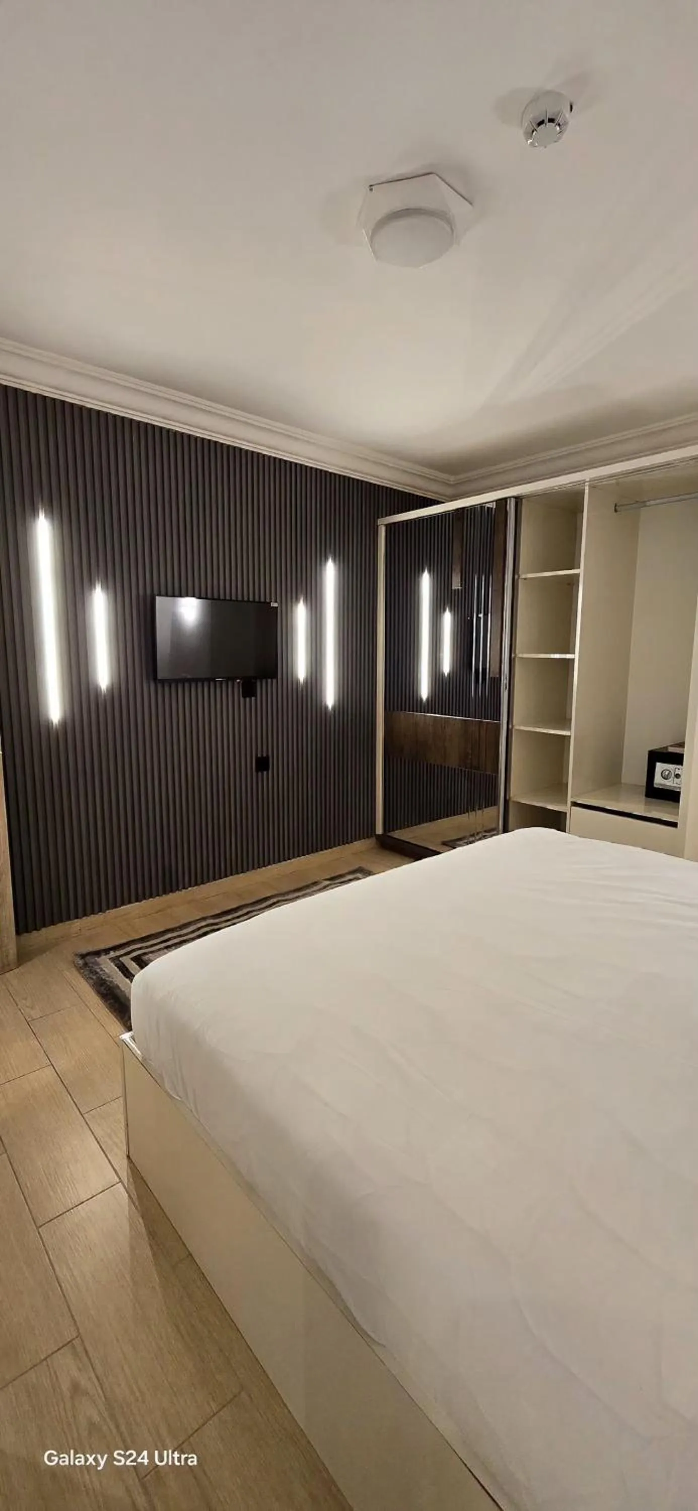 Bed in Balcony Hotel