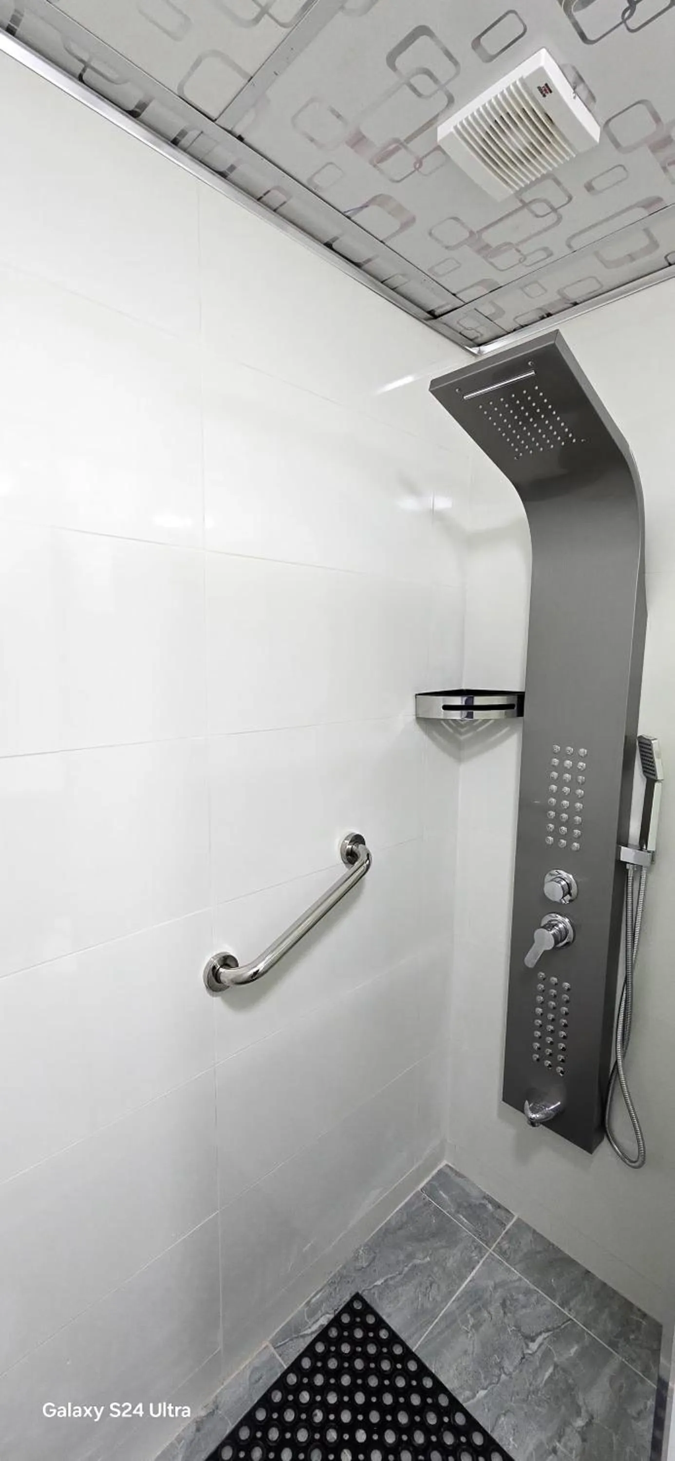 Shower in Balcony Hotel