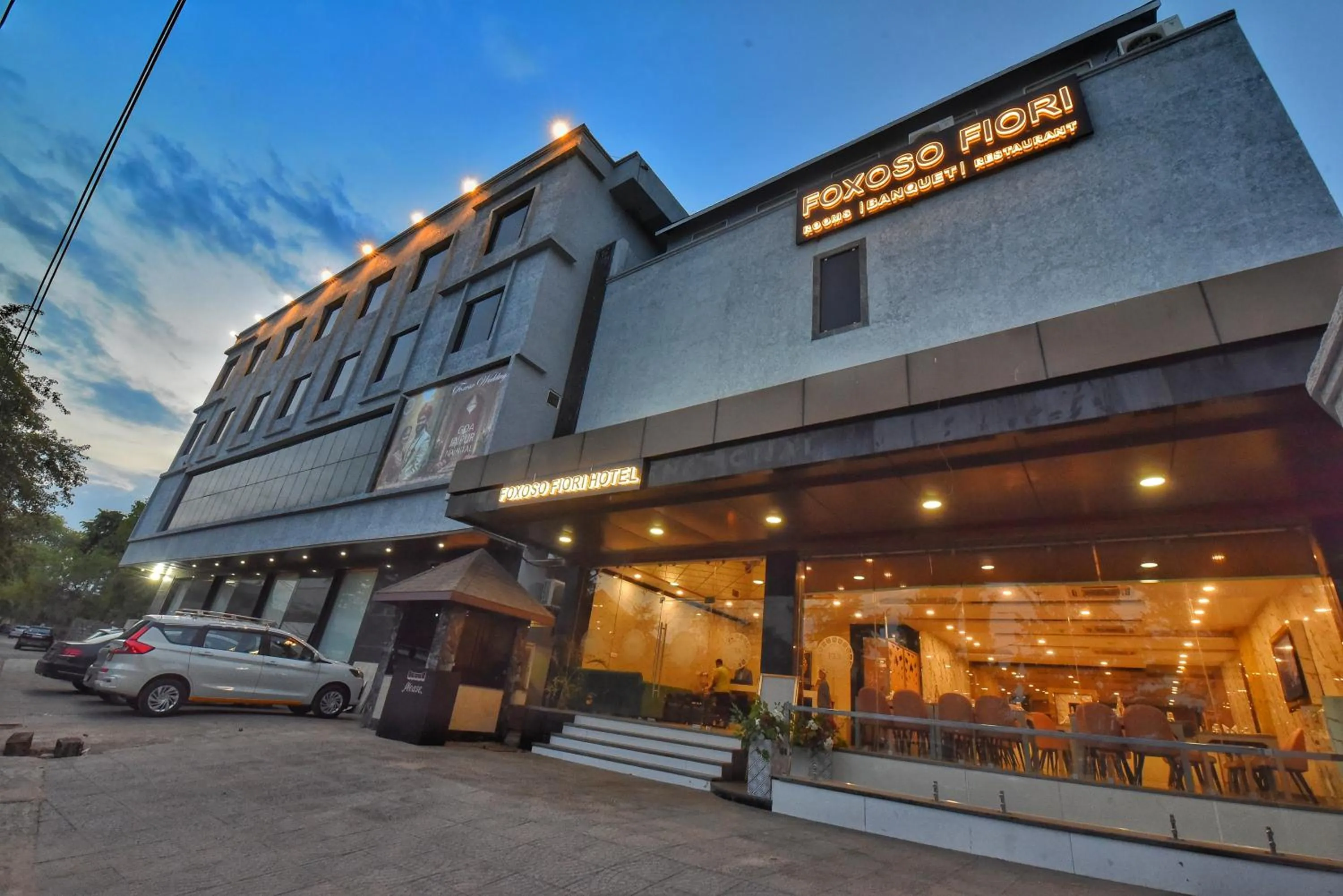 Facade/entrance in Foxoso Fiori Hotel