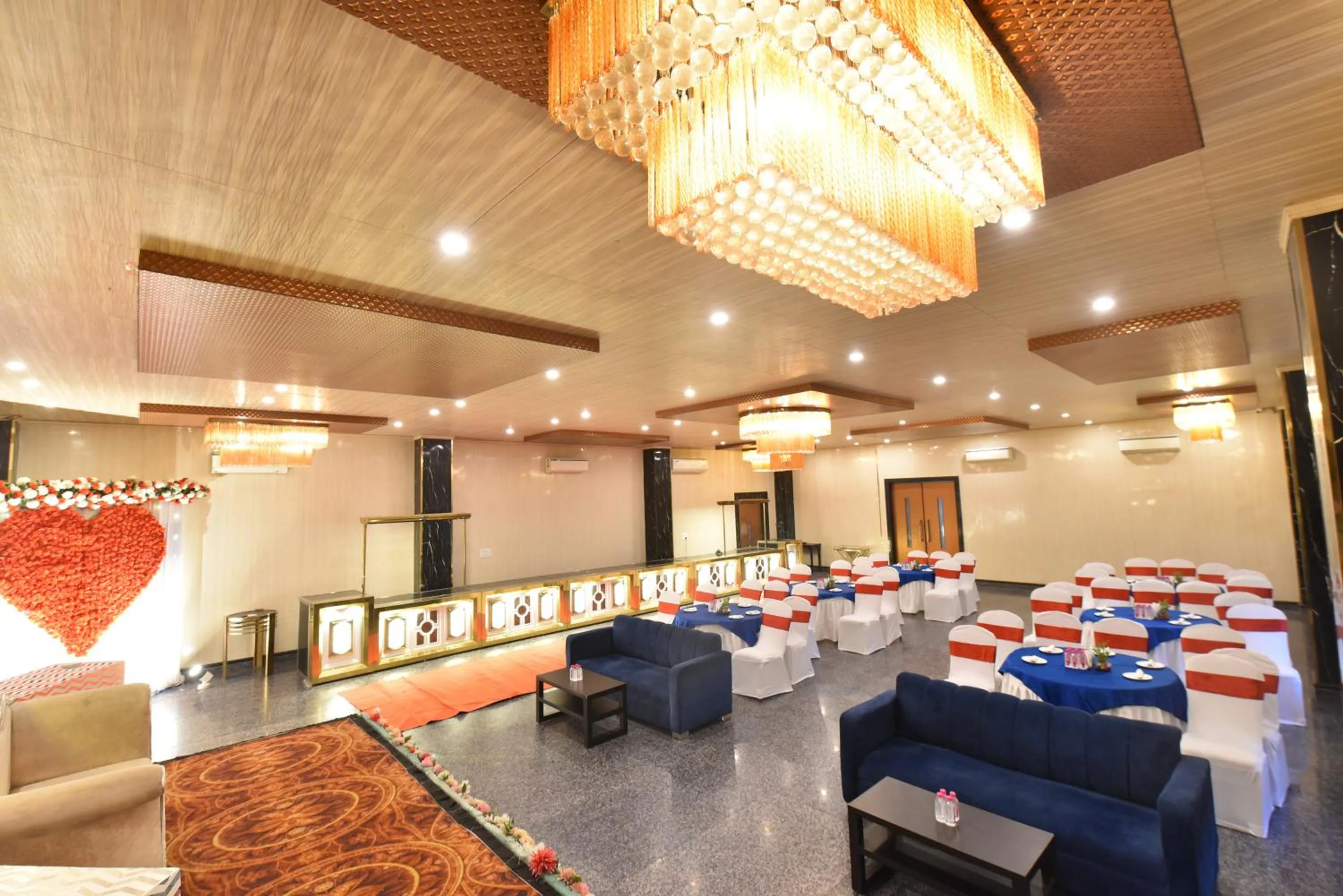 Banquet/Function facilities in Foxoso Fiori Hotel