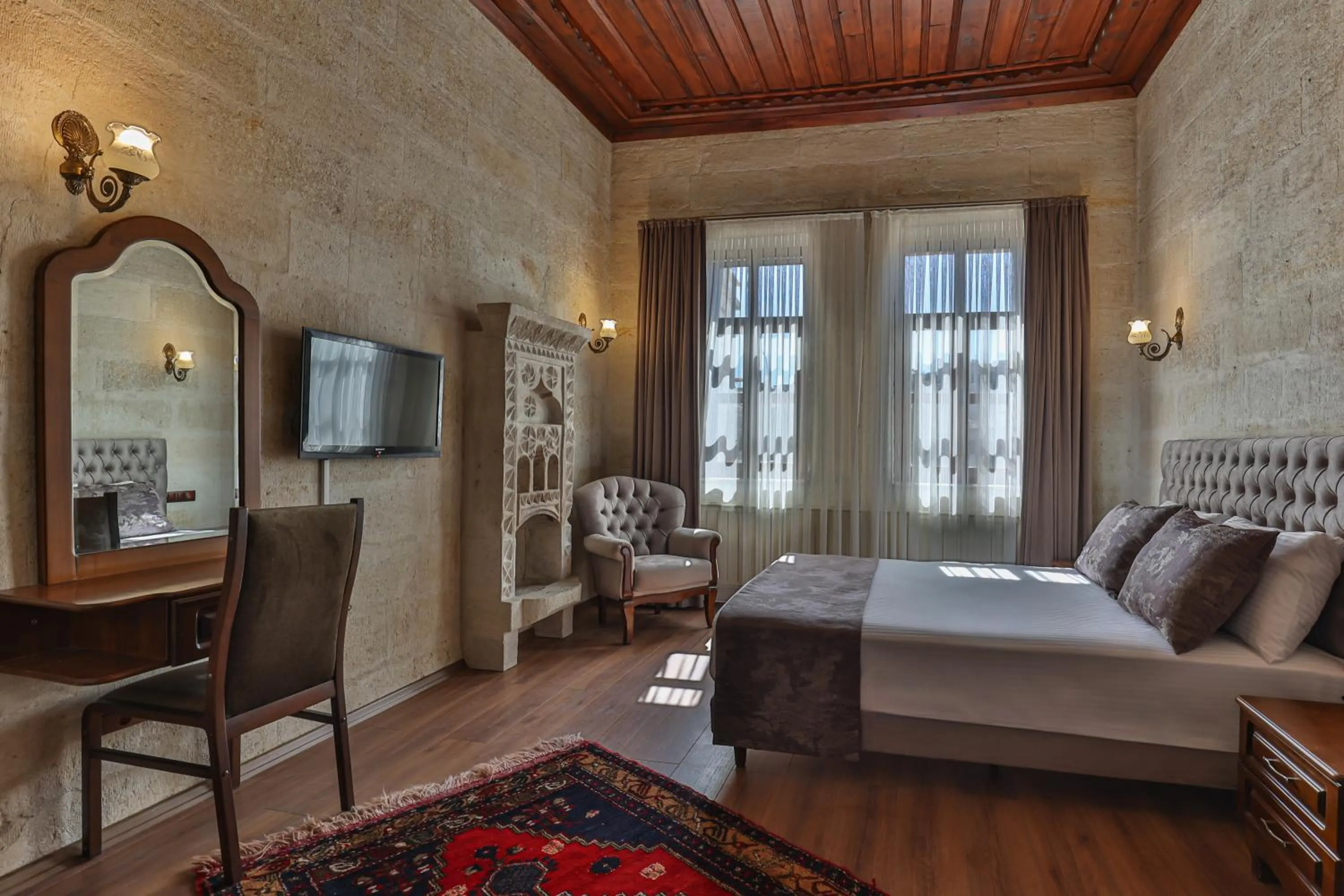 Photo of the whole room, Bed in Hotel Asia Minor