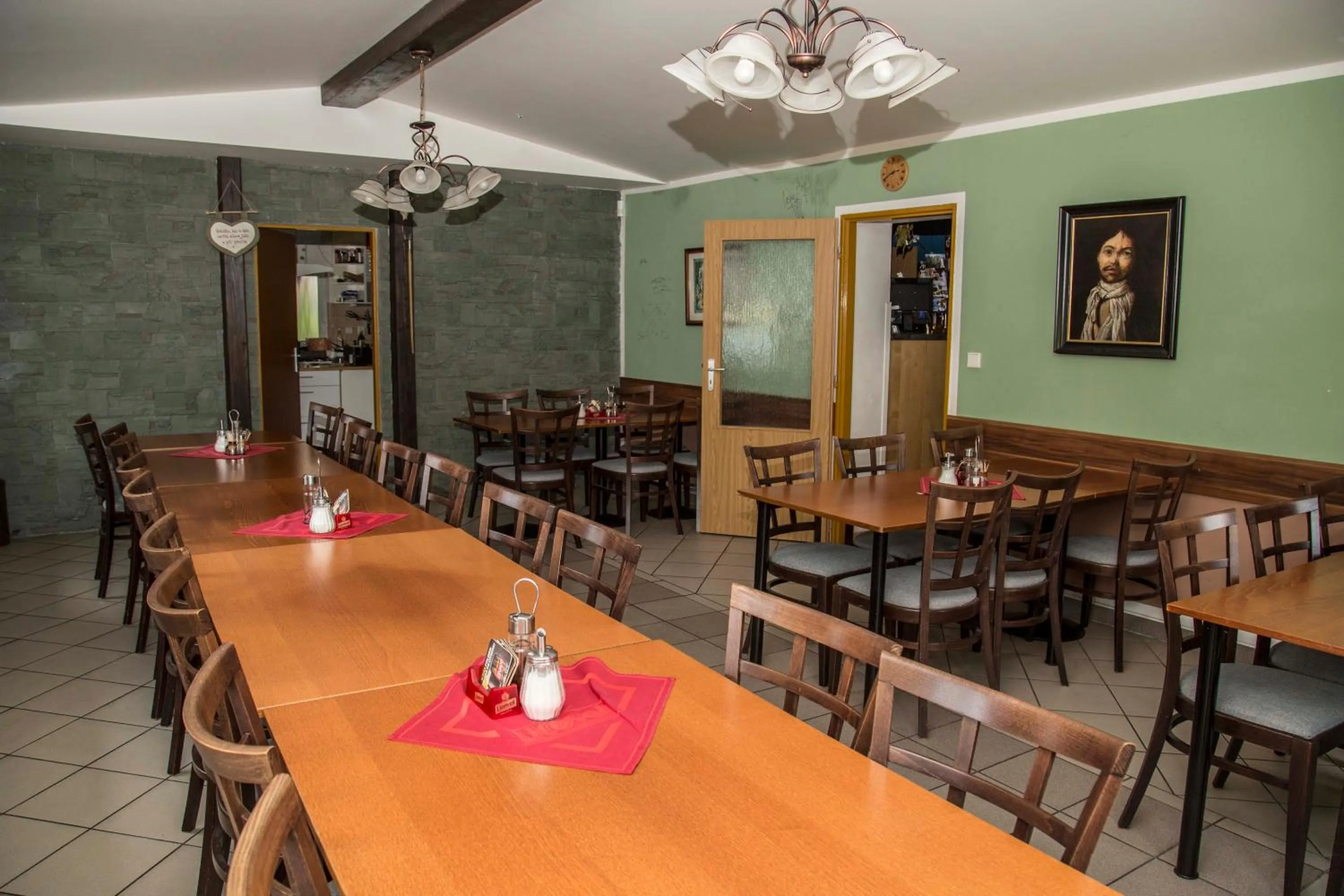 Restaurant/places to eat in hotel U lip Trojanovice