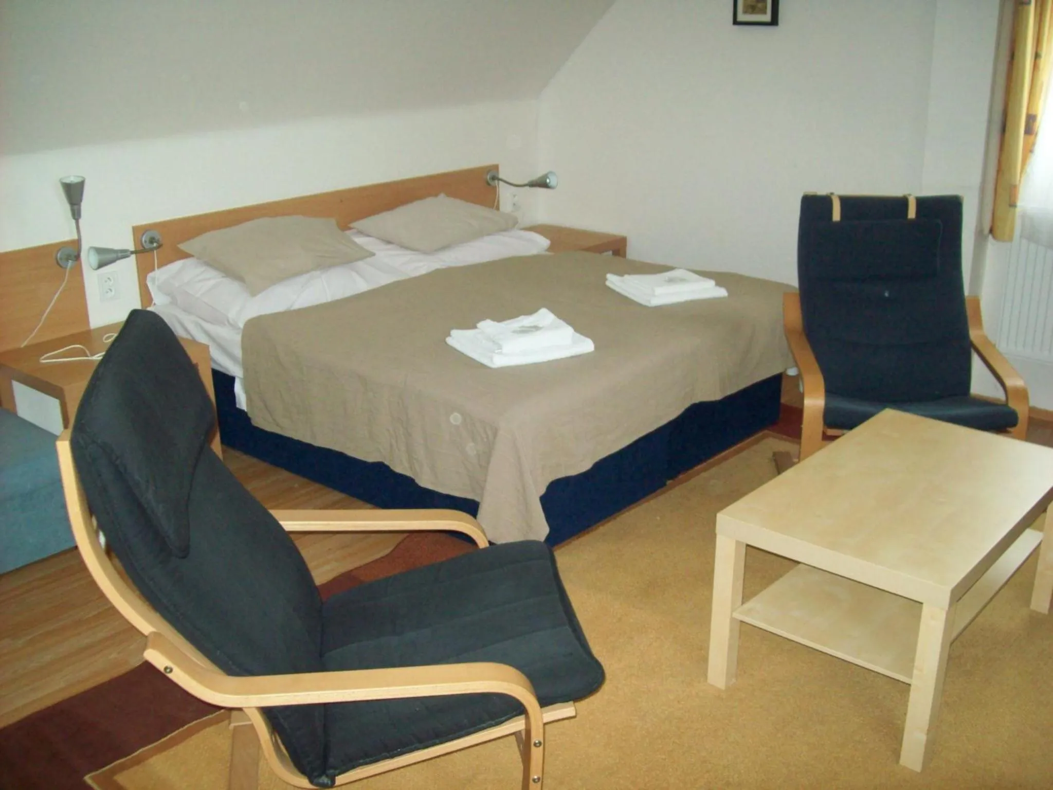 Photo of the whole room, Bed in hotel U lip Trojanovice