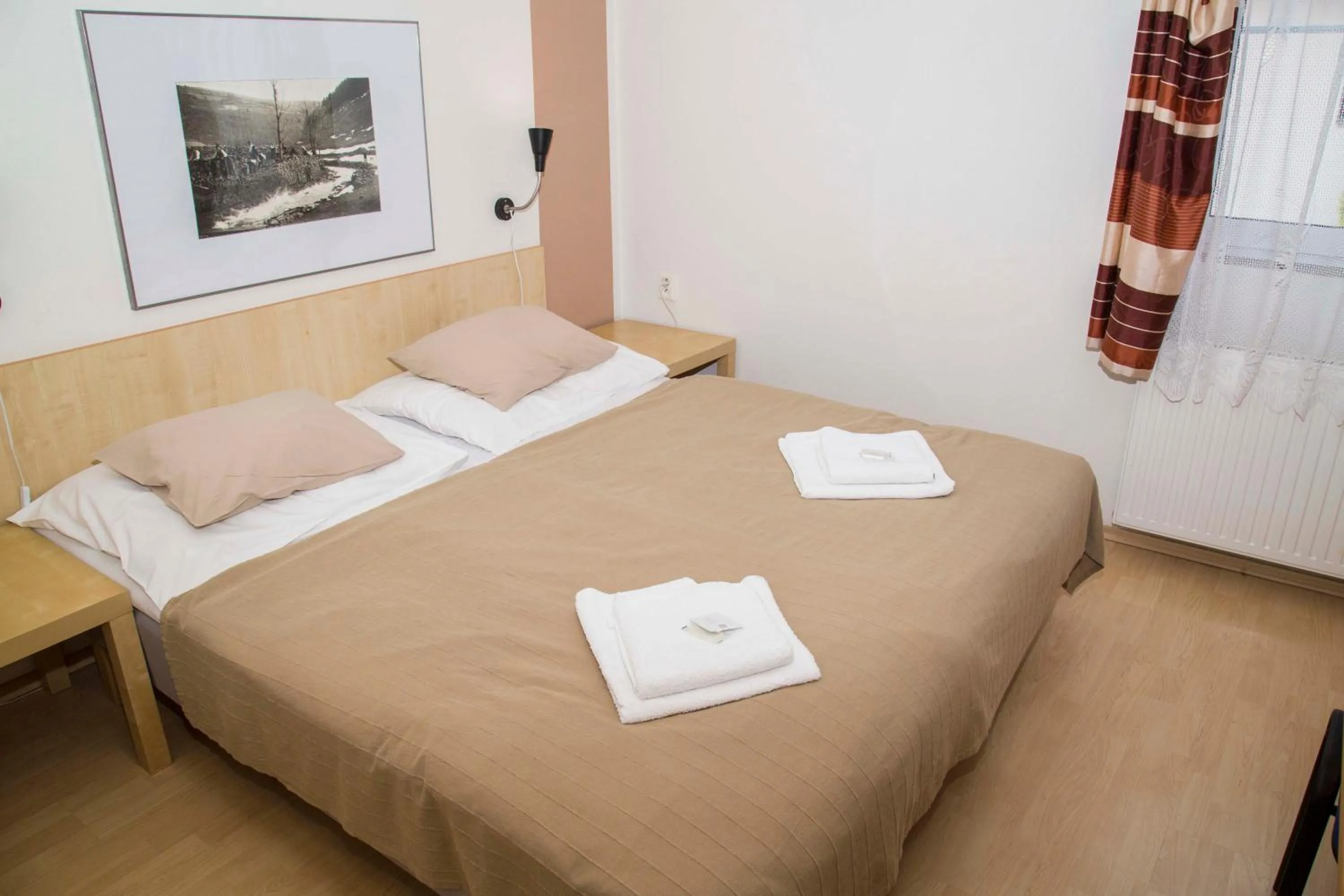 Photo of the whole room, Bed in hotel U lip Trojanovice