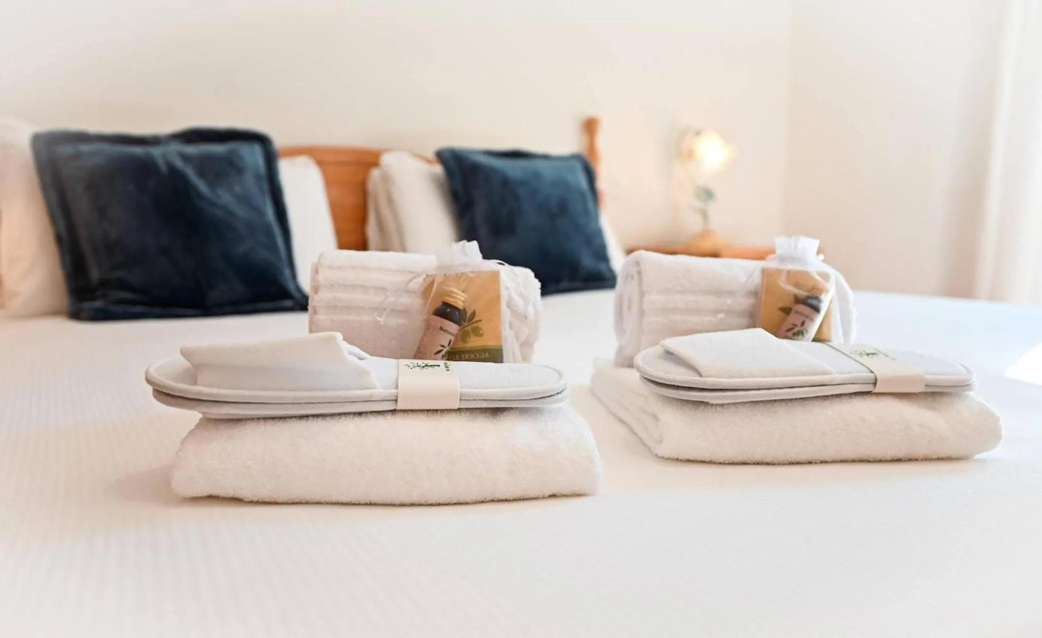 Bed in Ruga House in Lake Ascona 4