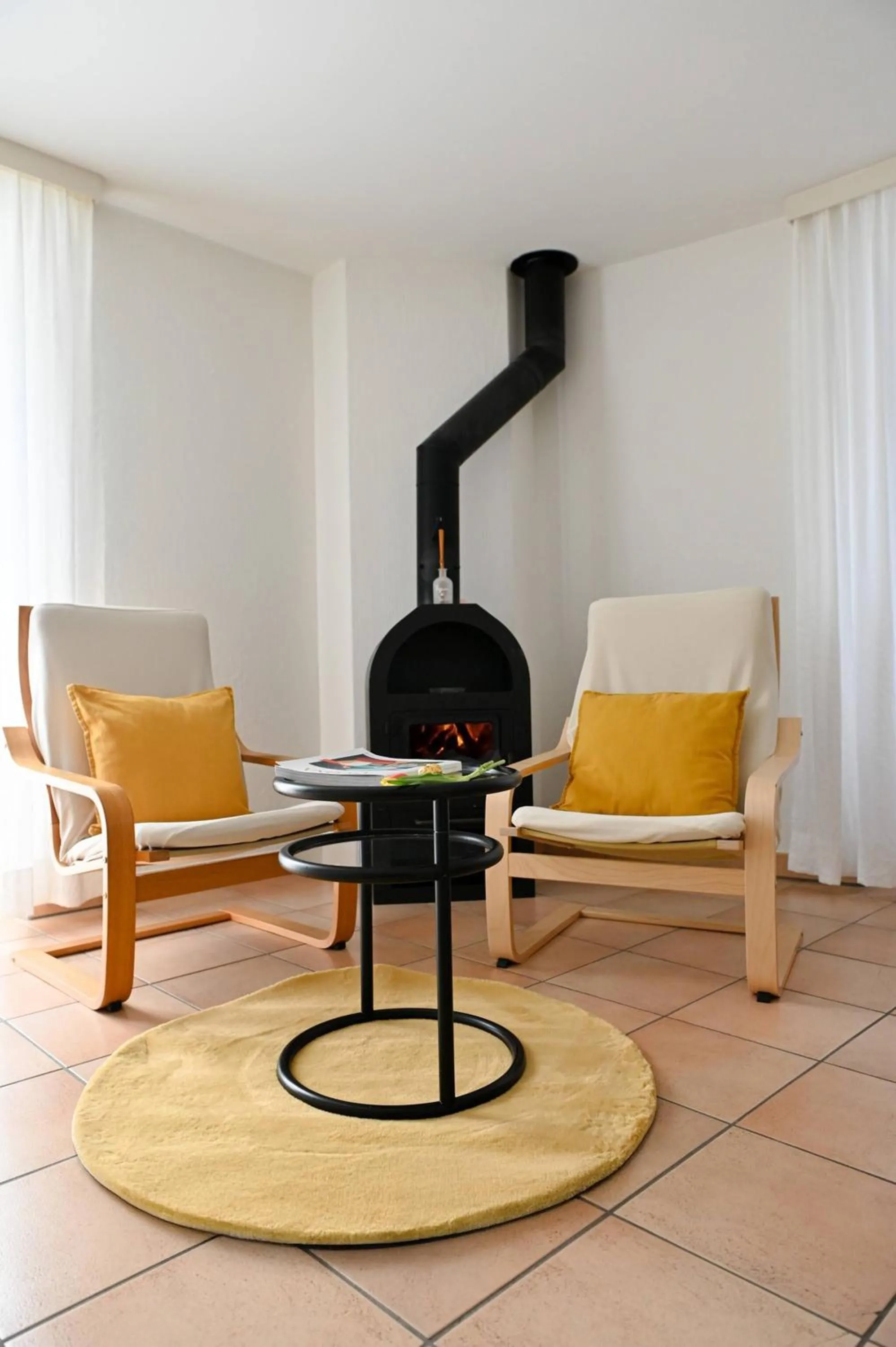 Living room in Ruga House in Lake Ascona 4