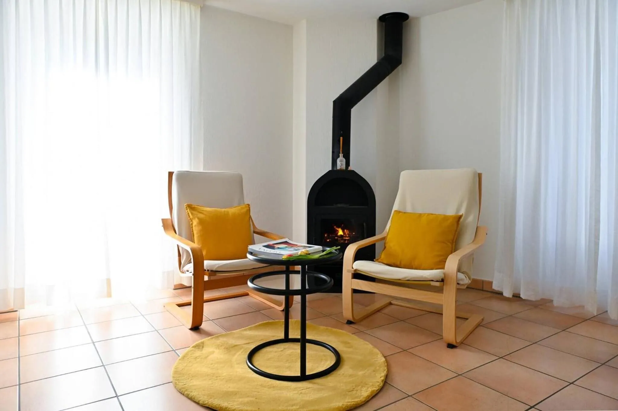 Living room in Ruga House in Lake Ascona 4