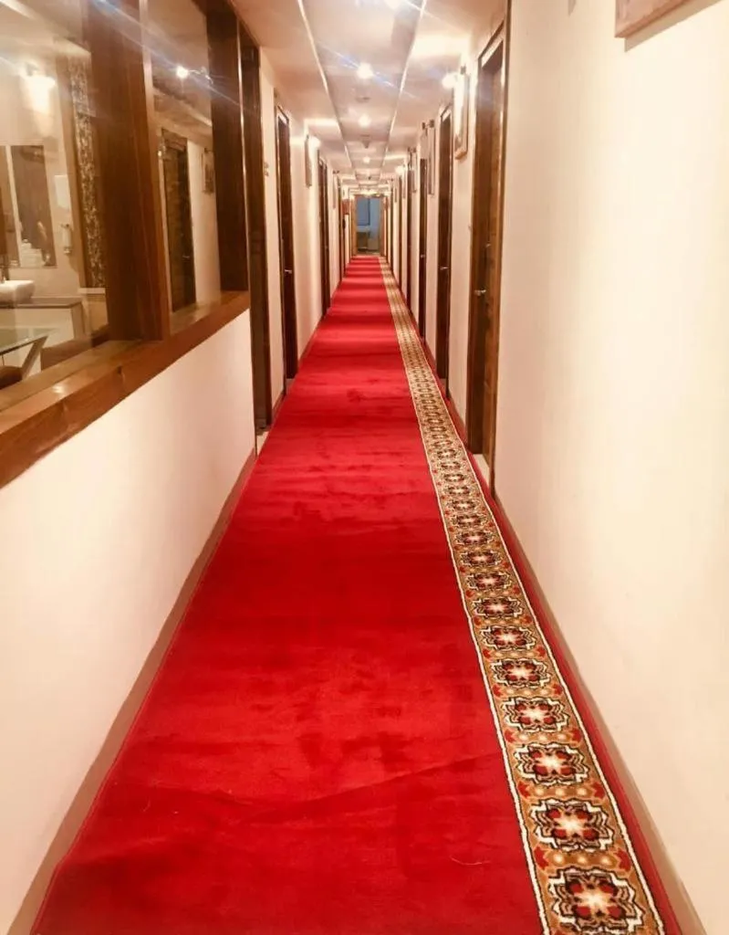 HOTEL DOUBLE CROWN Mumbai AIRPORT T2